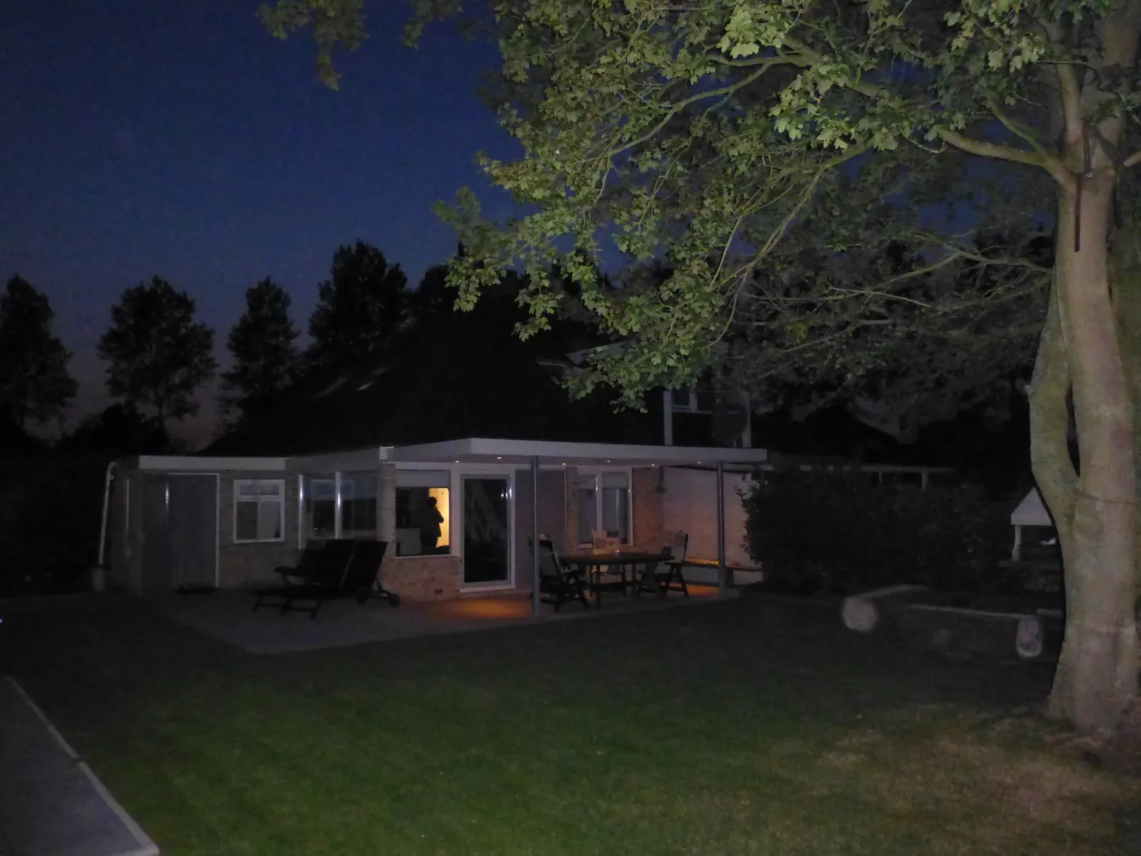 Neuer schöner Bungalow