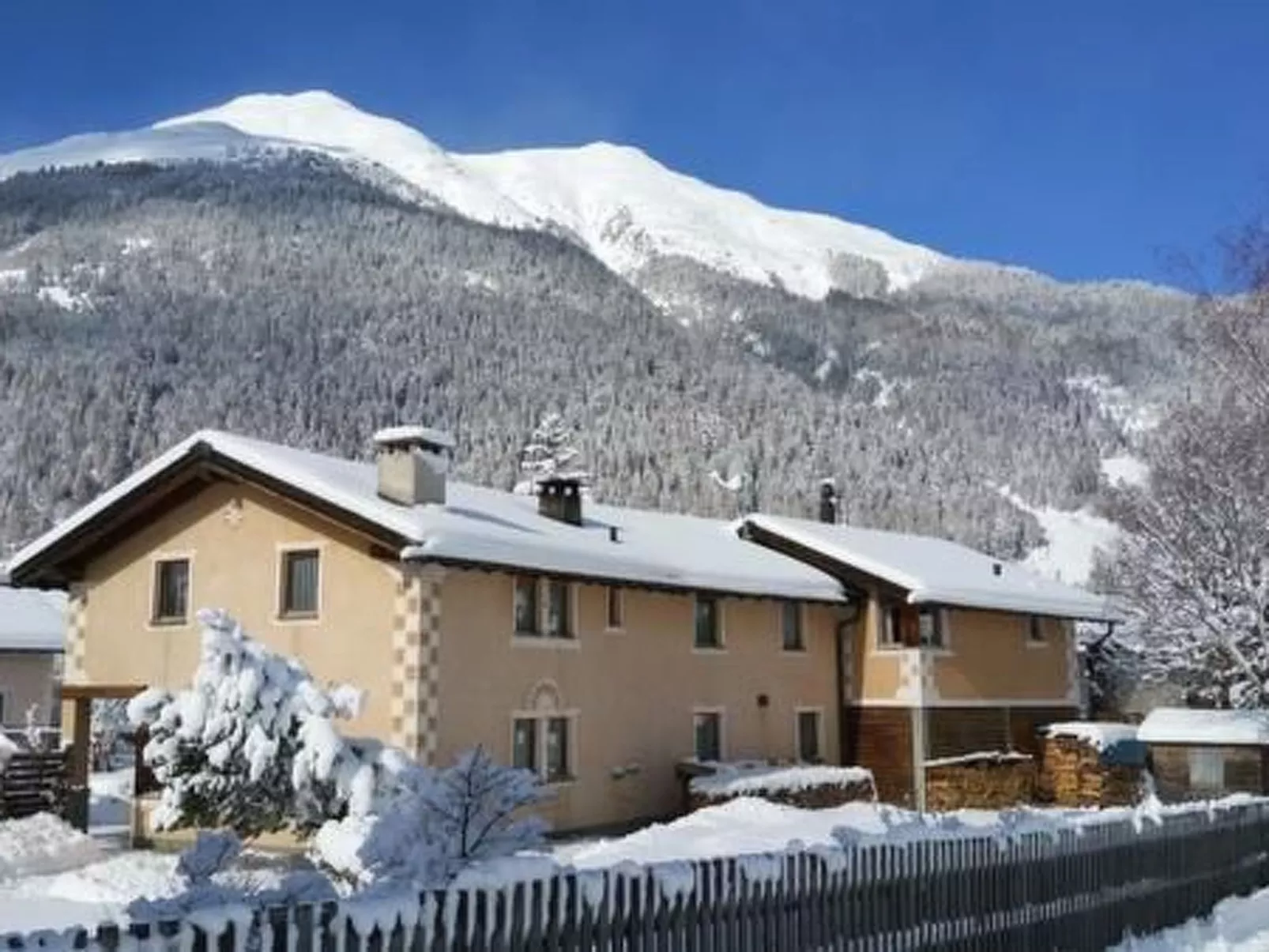 Chasa Suldanella-Image-tags.info