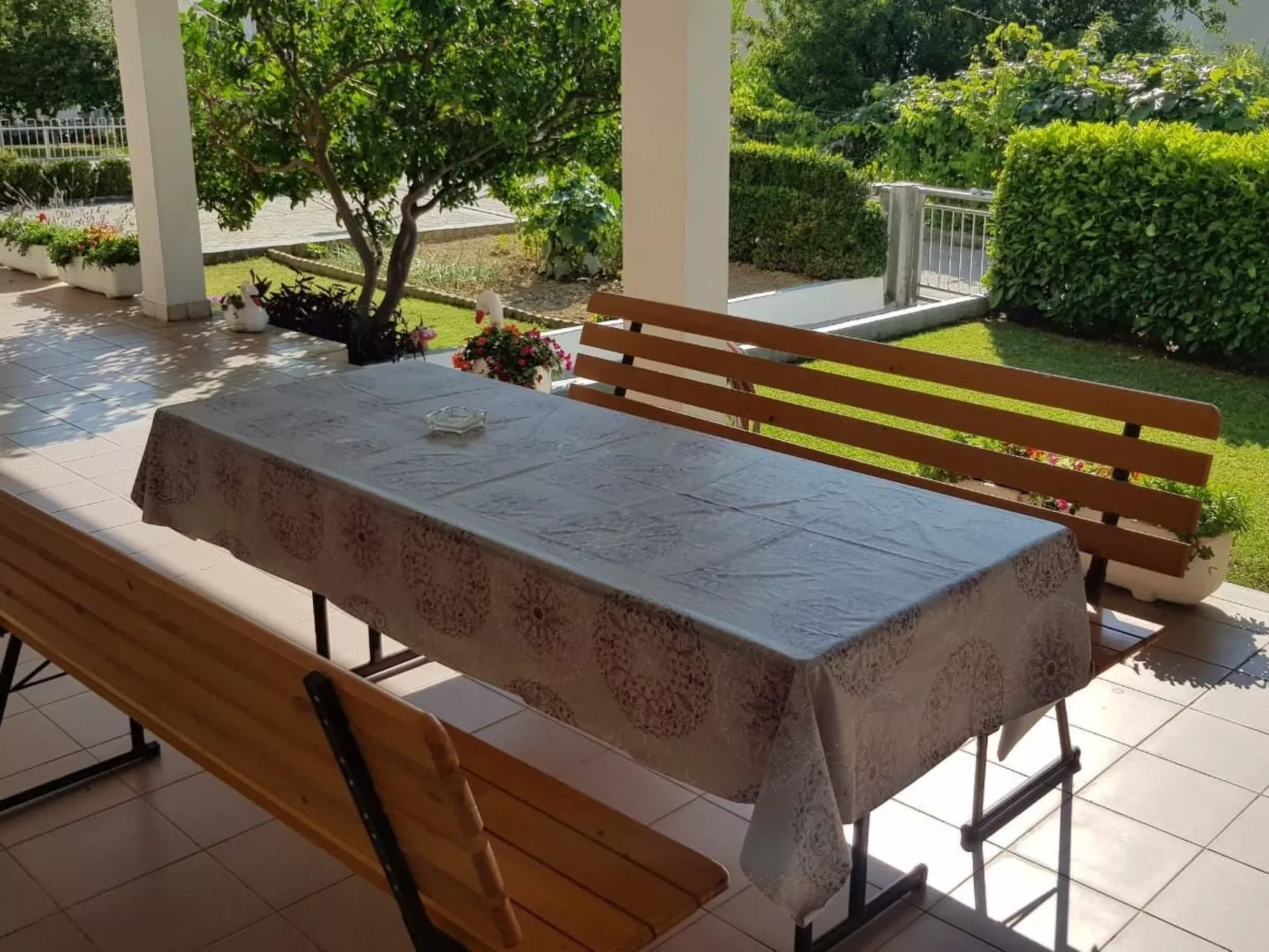 Strandnahe Wohnung mit großer Terrasse-Outside