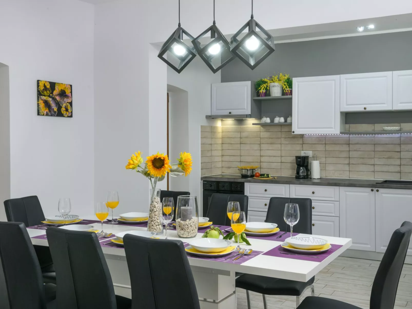 Villa mit privatem Pool auf einem 4000 Quadratmeter großen Grundstück.