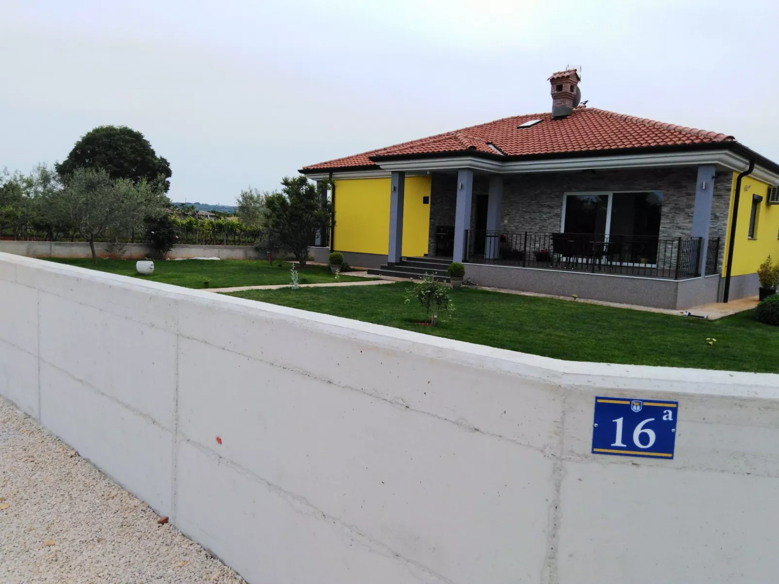 Mit Terrasse, Grill und Garten