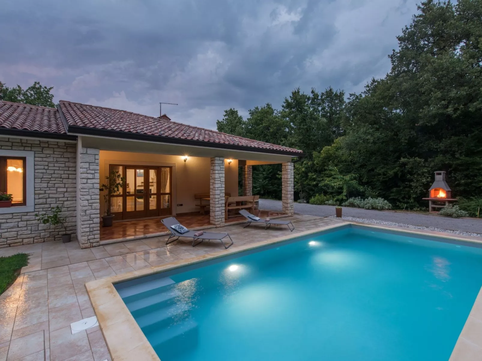 Mit Privatpool für 6 Personen ca. 70 m&sup2; in Juricani, Istrien (Umag und Umg-Outside