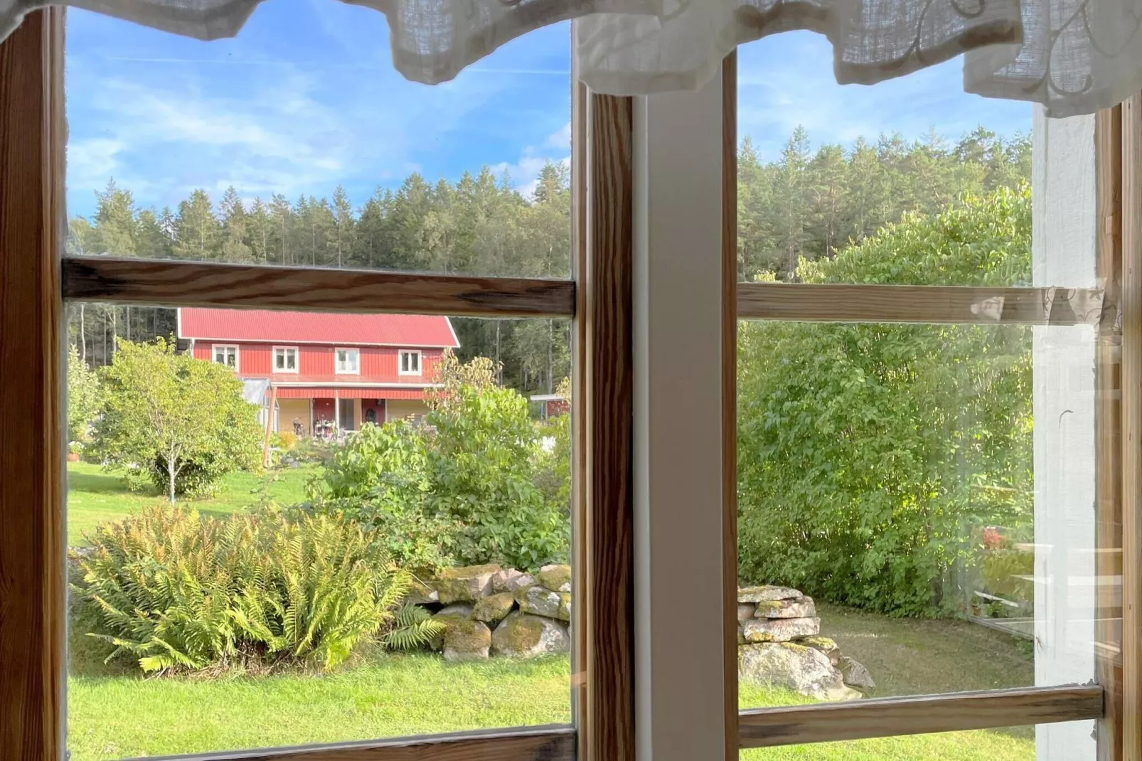 2 person holiday home in HENÅN-Indoor