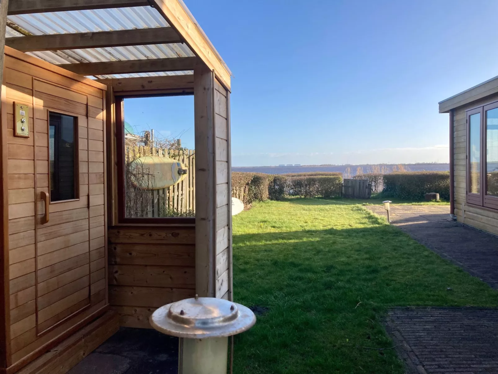 Haus Sonnenschein mit Blick auf das Lauwersmeer