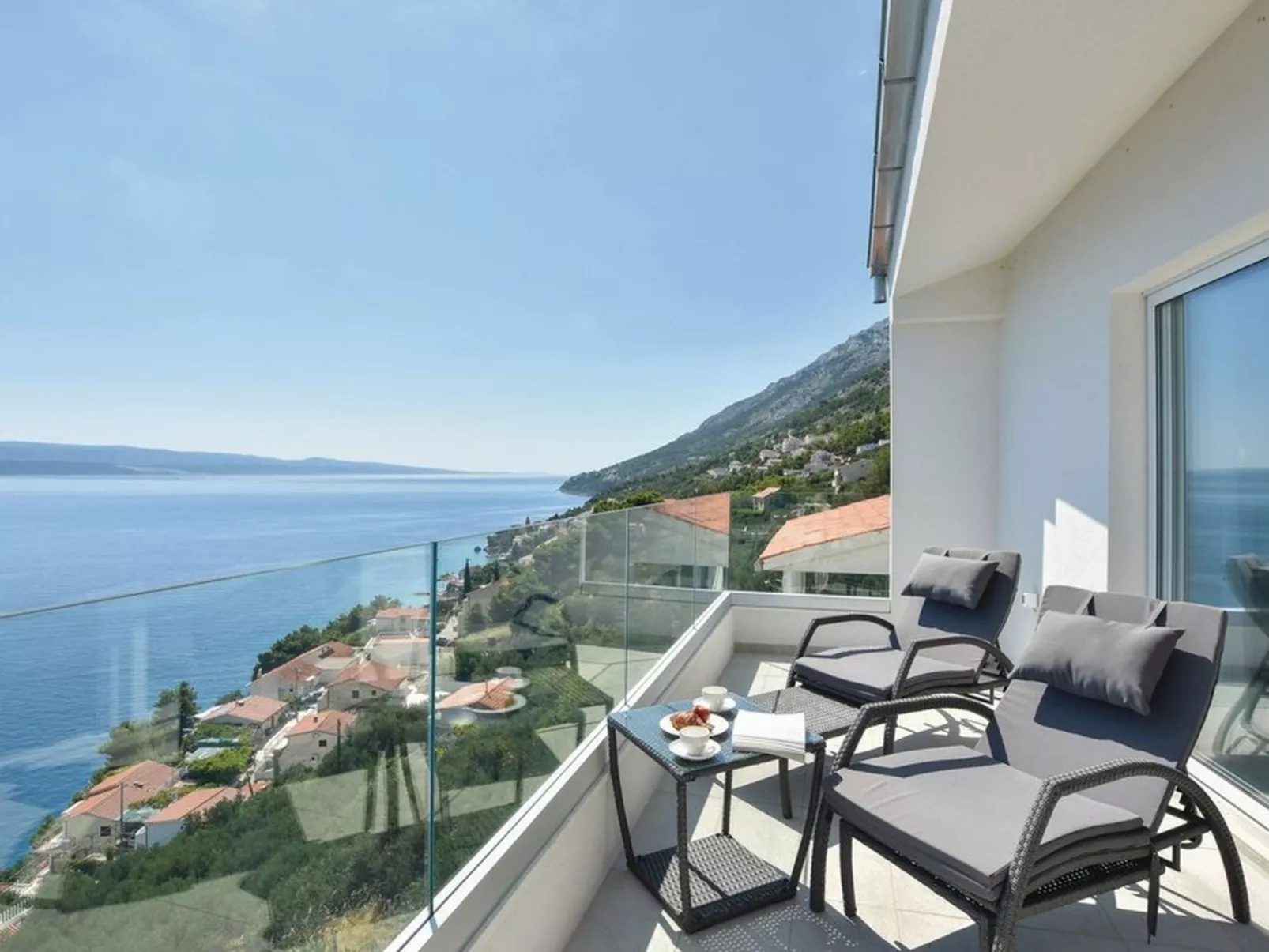 2 Schlafzimmer Villa Blue Dream mit Infinity-Pool-Outside