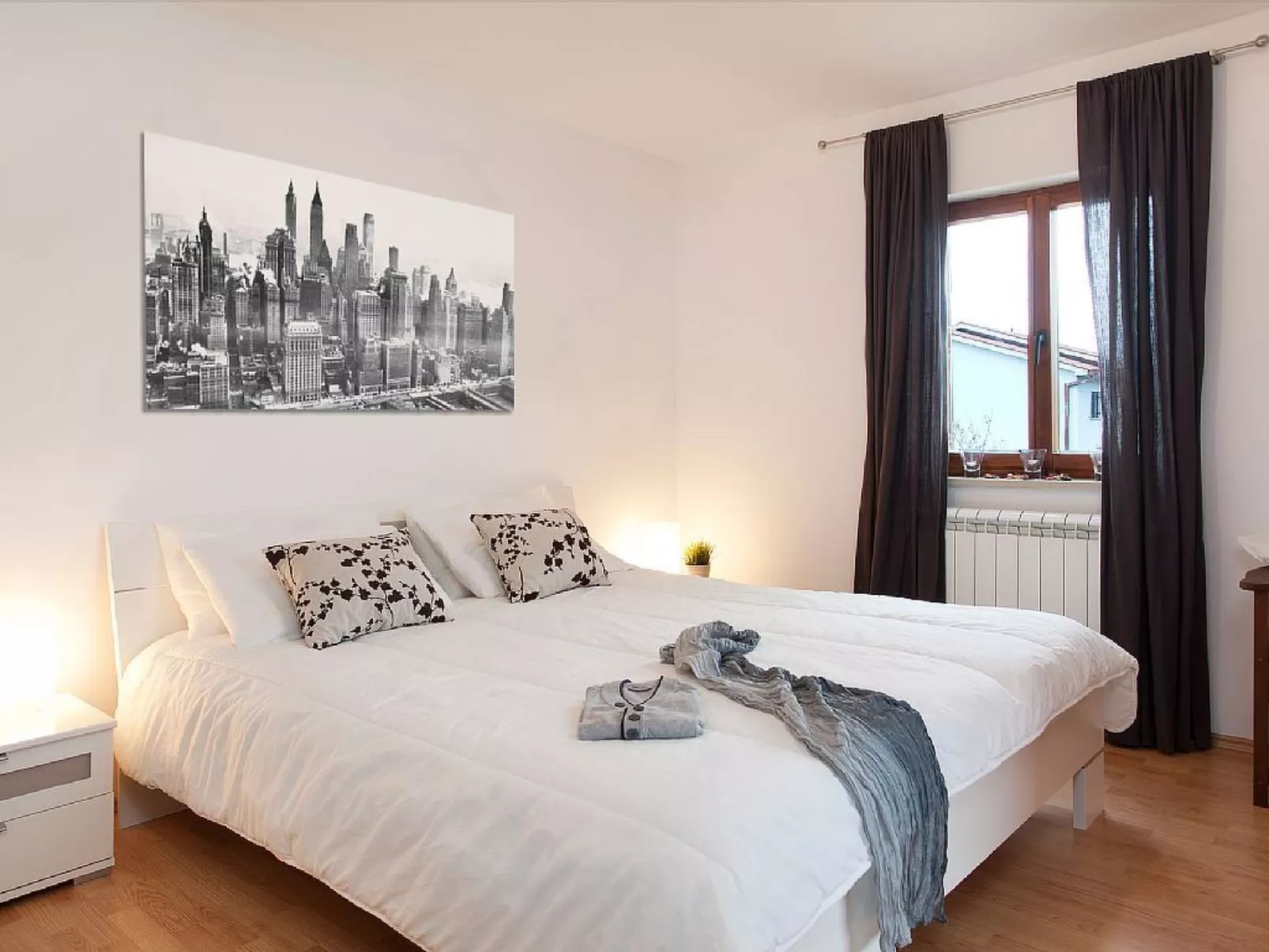 Vollständig freistehendes Haus mit schönem Garten-Dedans