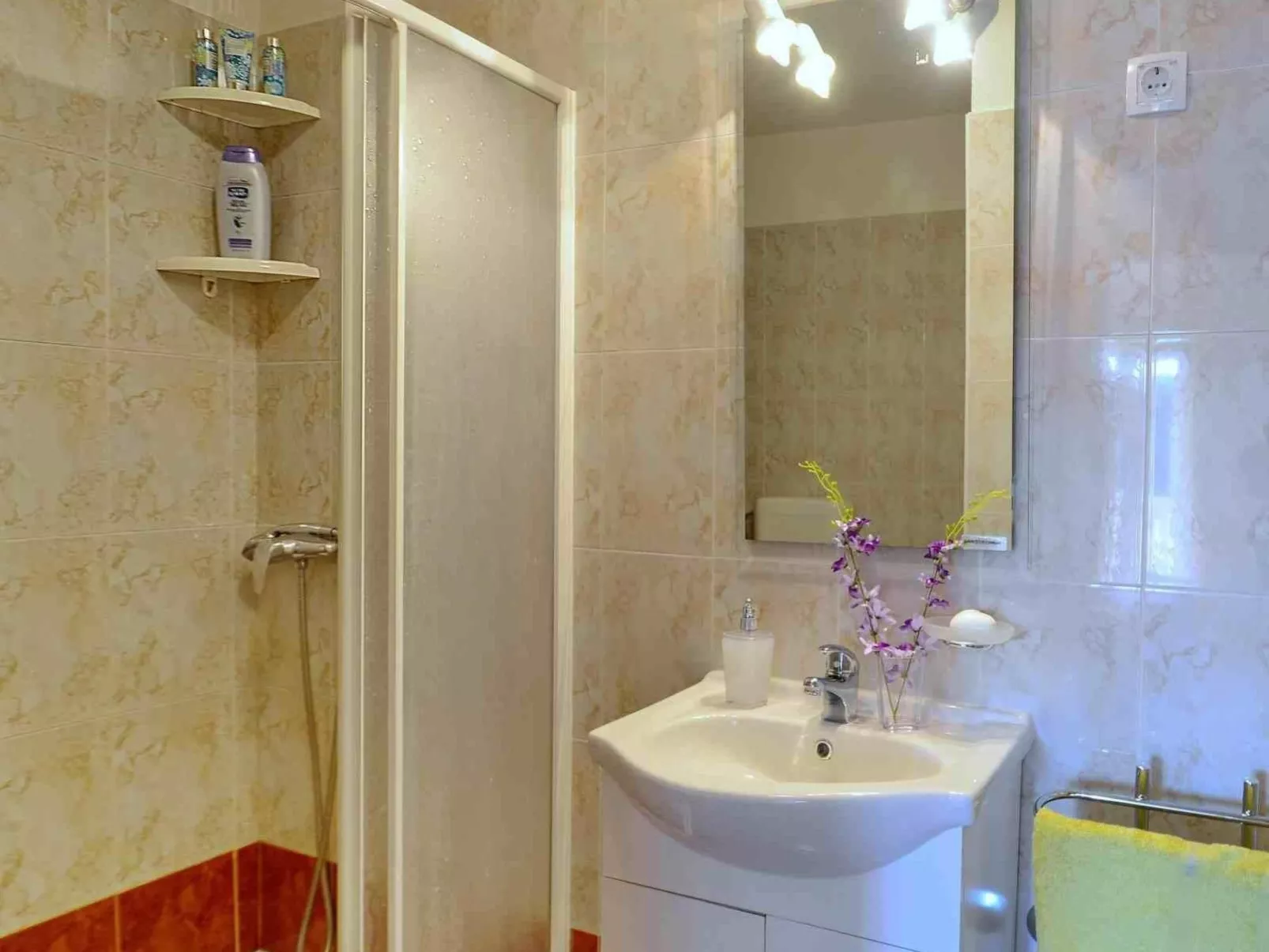 'Villa Ivisa' mit eigenem Pool-Inside