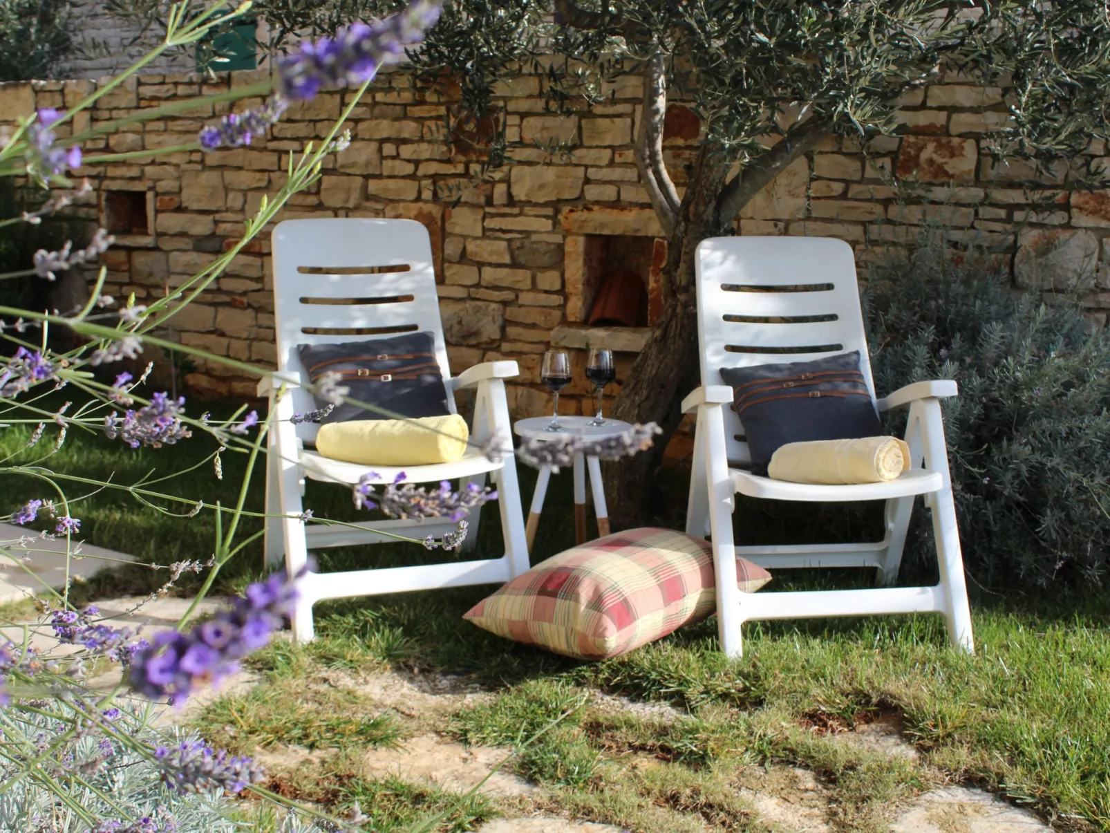 Gemütliches Ferienhaus mit Terrasse und Meerblick-Dehors