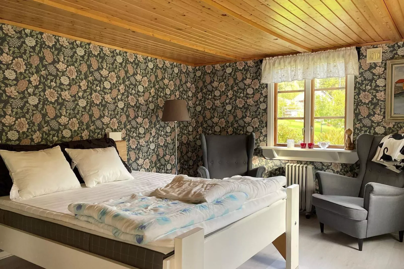 2 person holiday home in HENÅN-Indoor