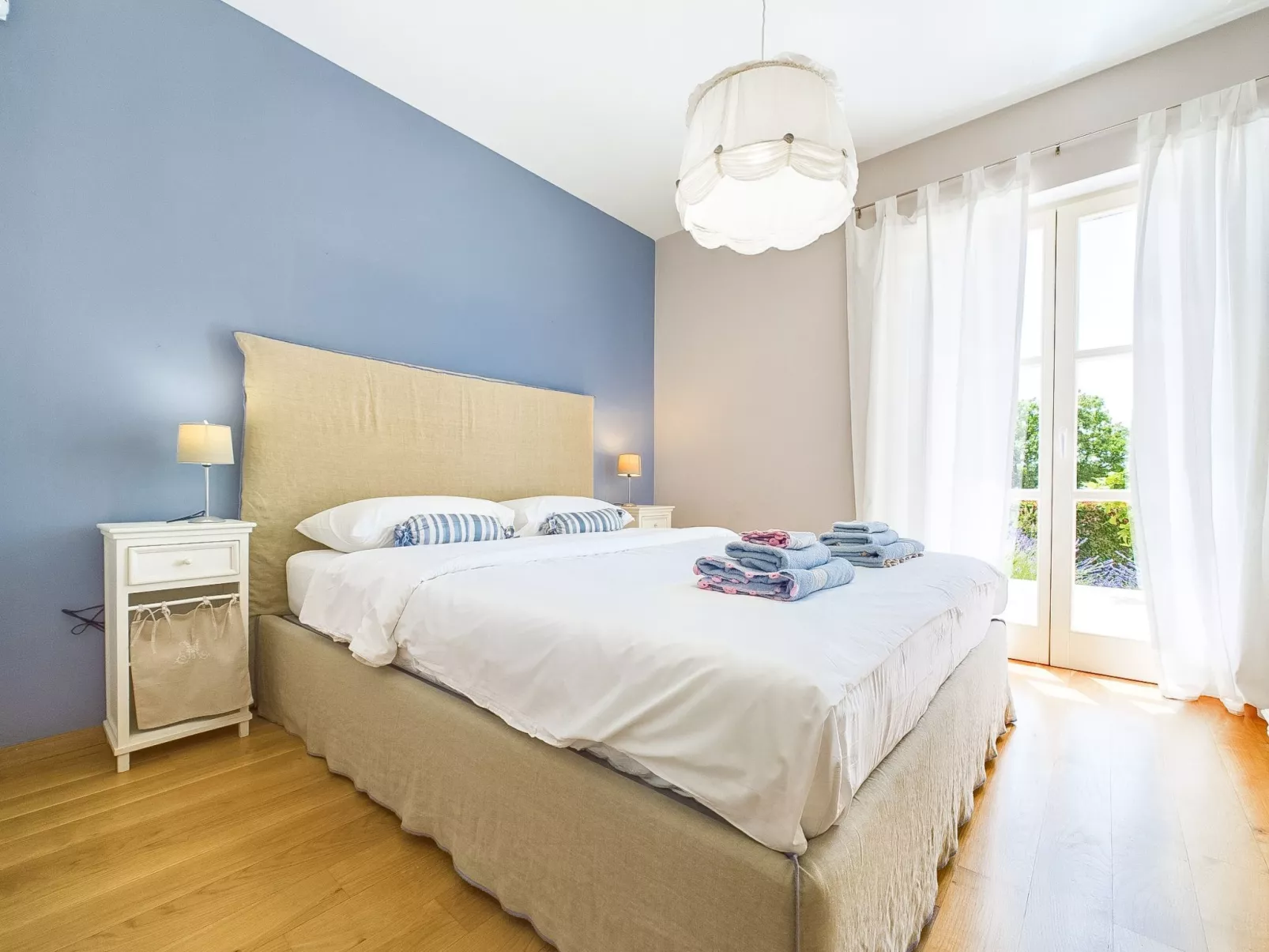 Luxusvilla "Azzurra" mit beheiztem Pool-Inside