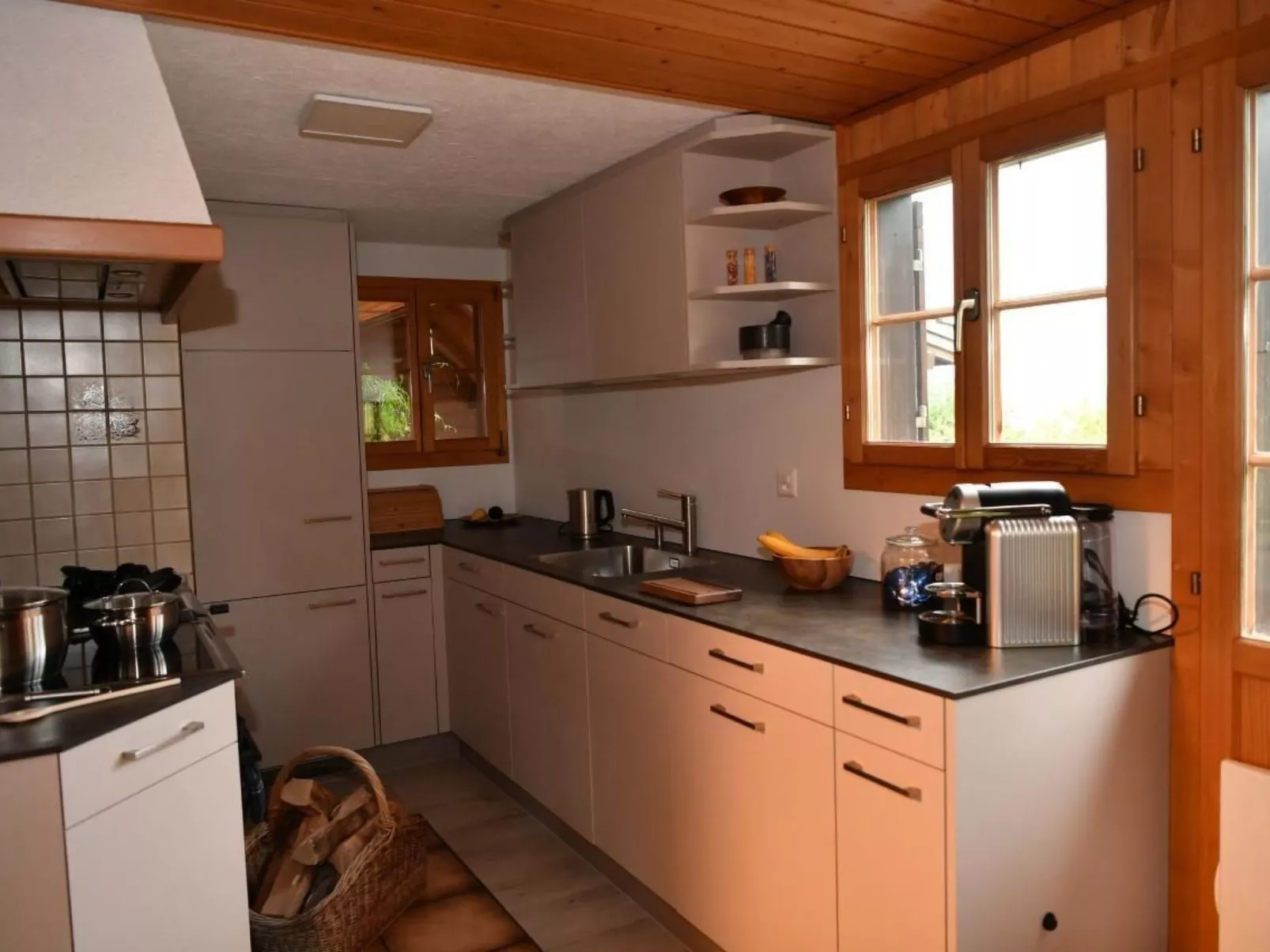 Holzhaus auf Lamahof-Inside