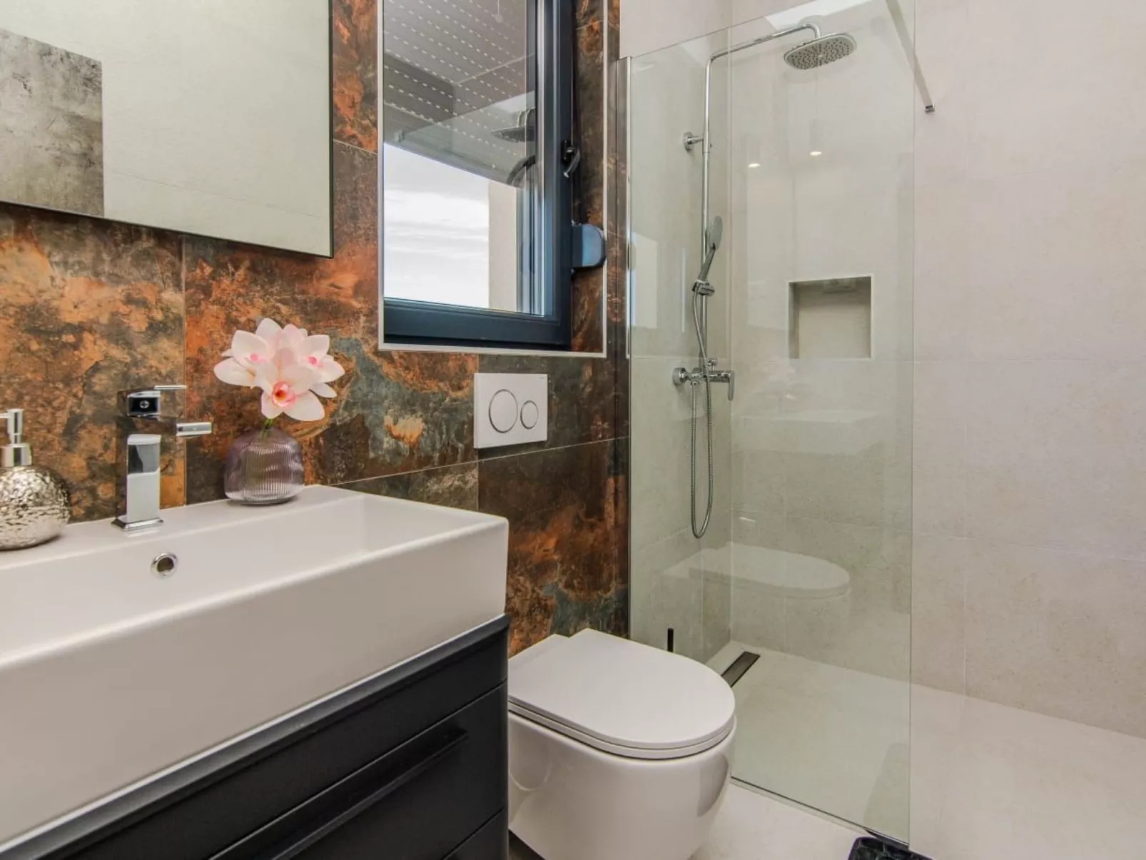 Neues modernes Poolhaus in Privlaka-Drinnen