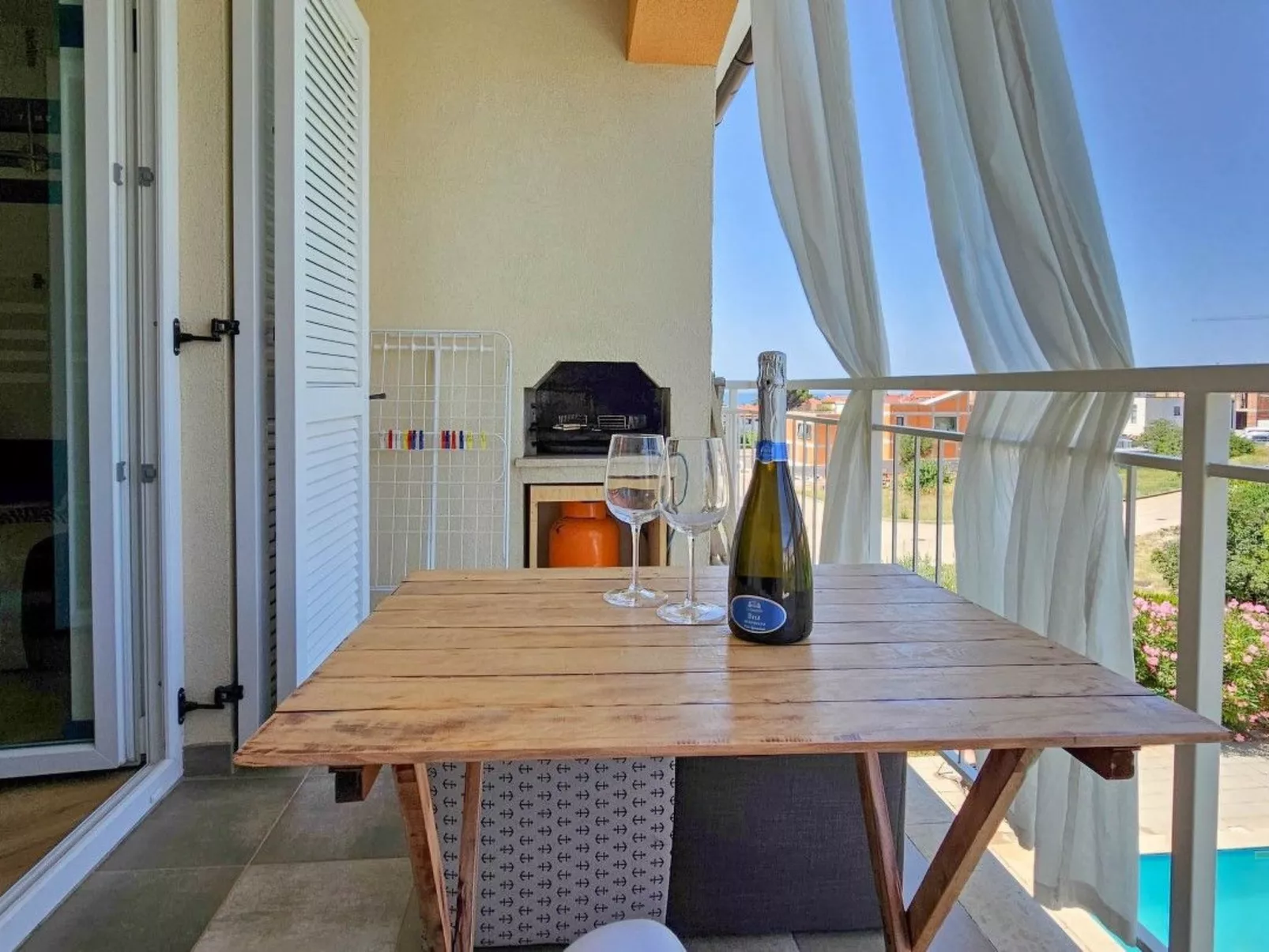 Für 3 Personen ca. 60 m&sup2; in Stancija Vinjeri Novigrad, Adriaküste Kroatien-Draußen