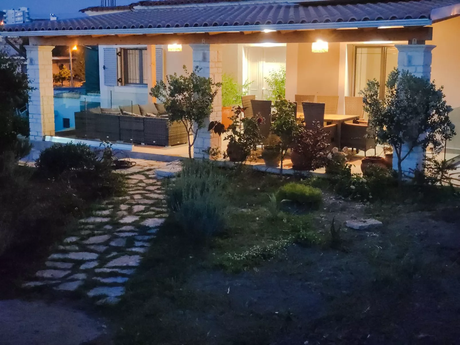 Entdecken Sie die ruhige Opulenz der Luxusvilla Levanda in Südalbanien - Dehors