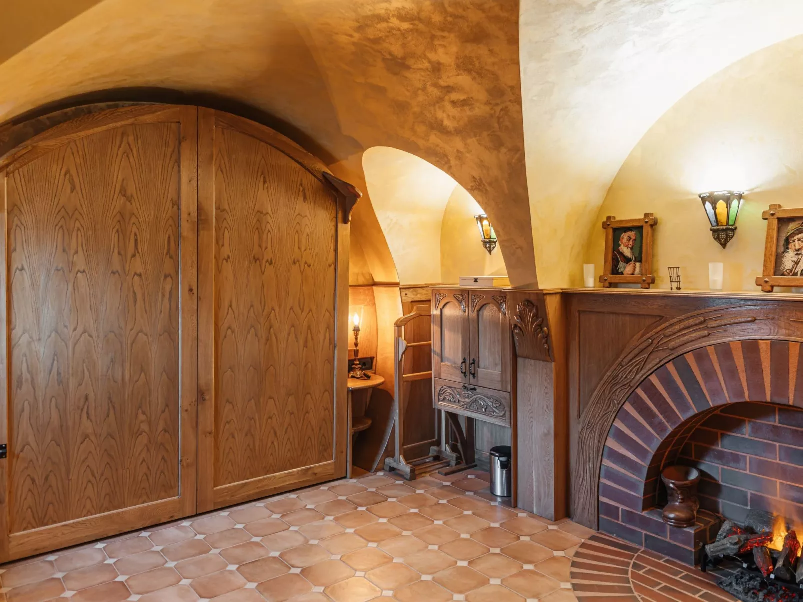 Hobbit House-Drinnen