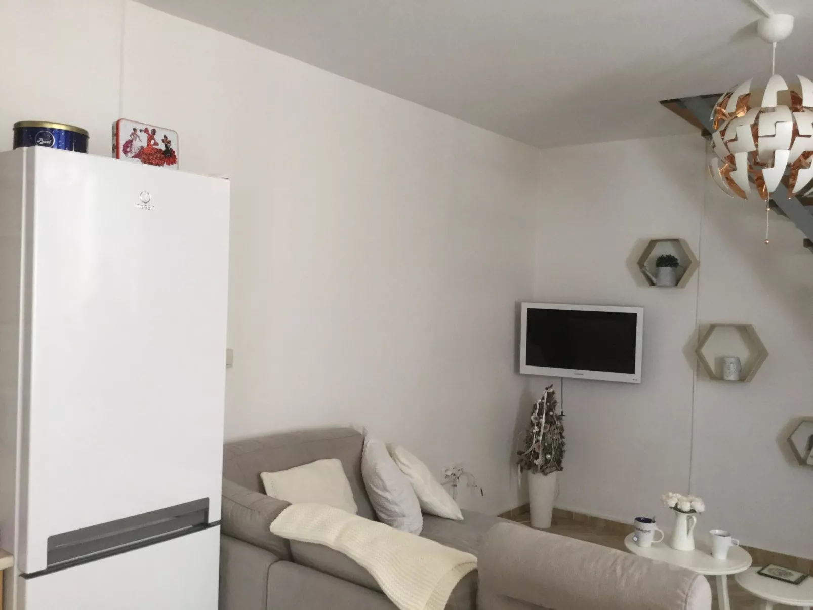 Wohnung auf einem eingezäunten Grundstück-Image-tags.info