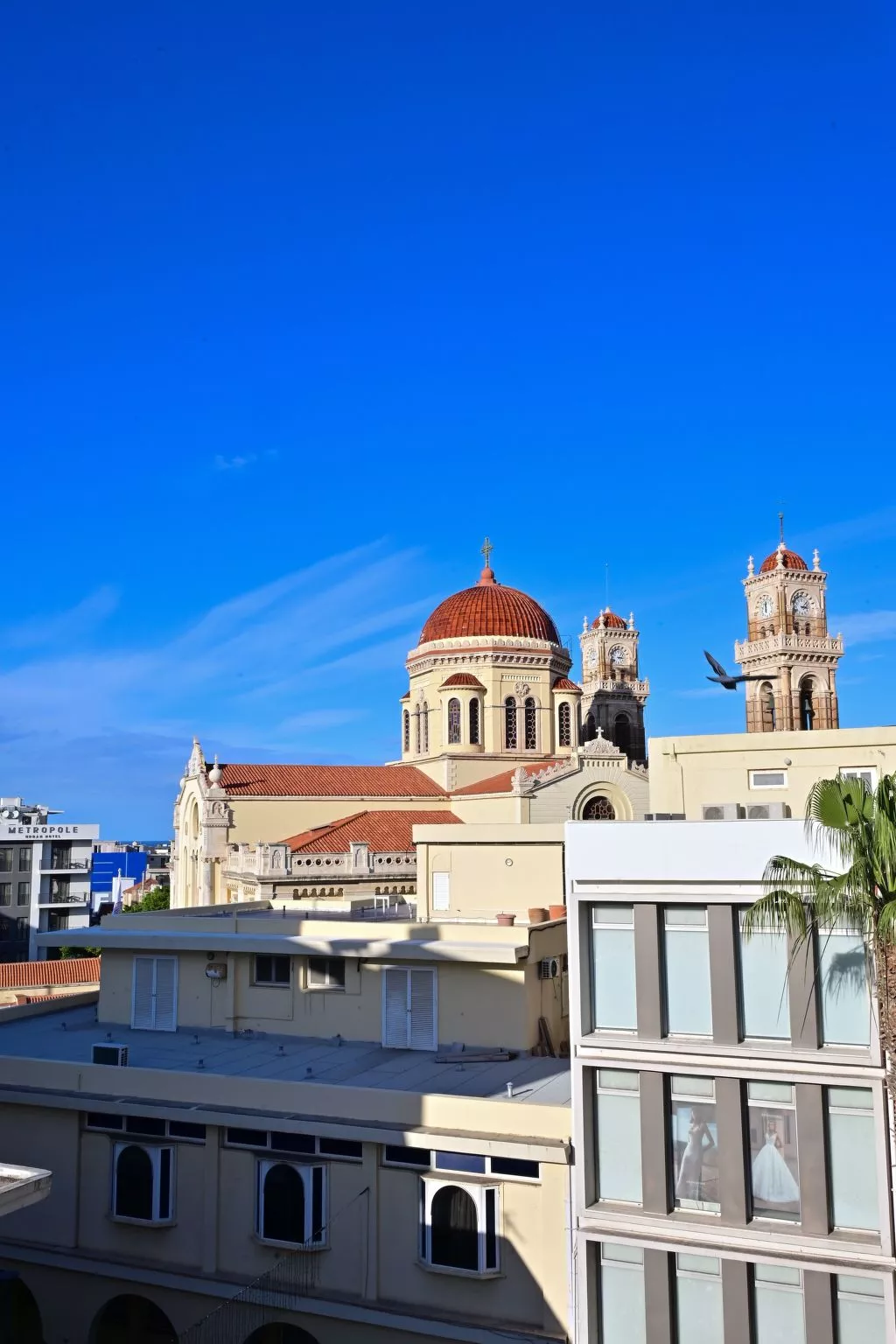 Royal Blue Central House "by Checkin"