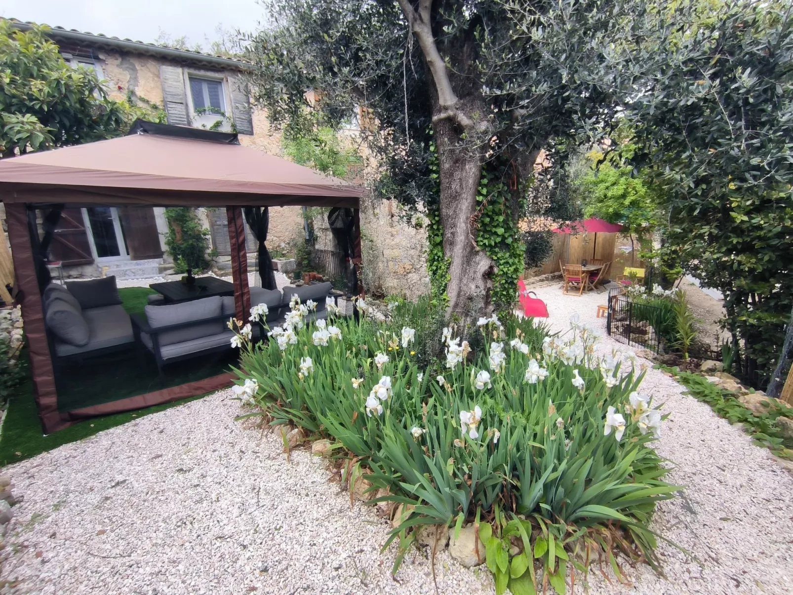 Oberseite der Villa Les Tilleuls-Drinnen