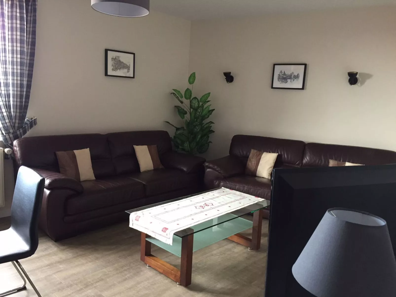 Große Ferienwohnung Gite mit Terrasse