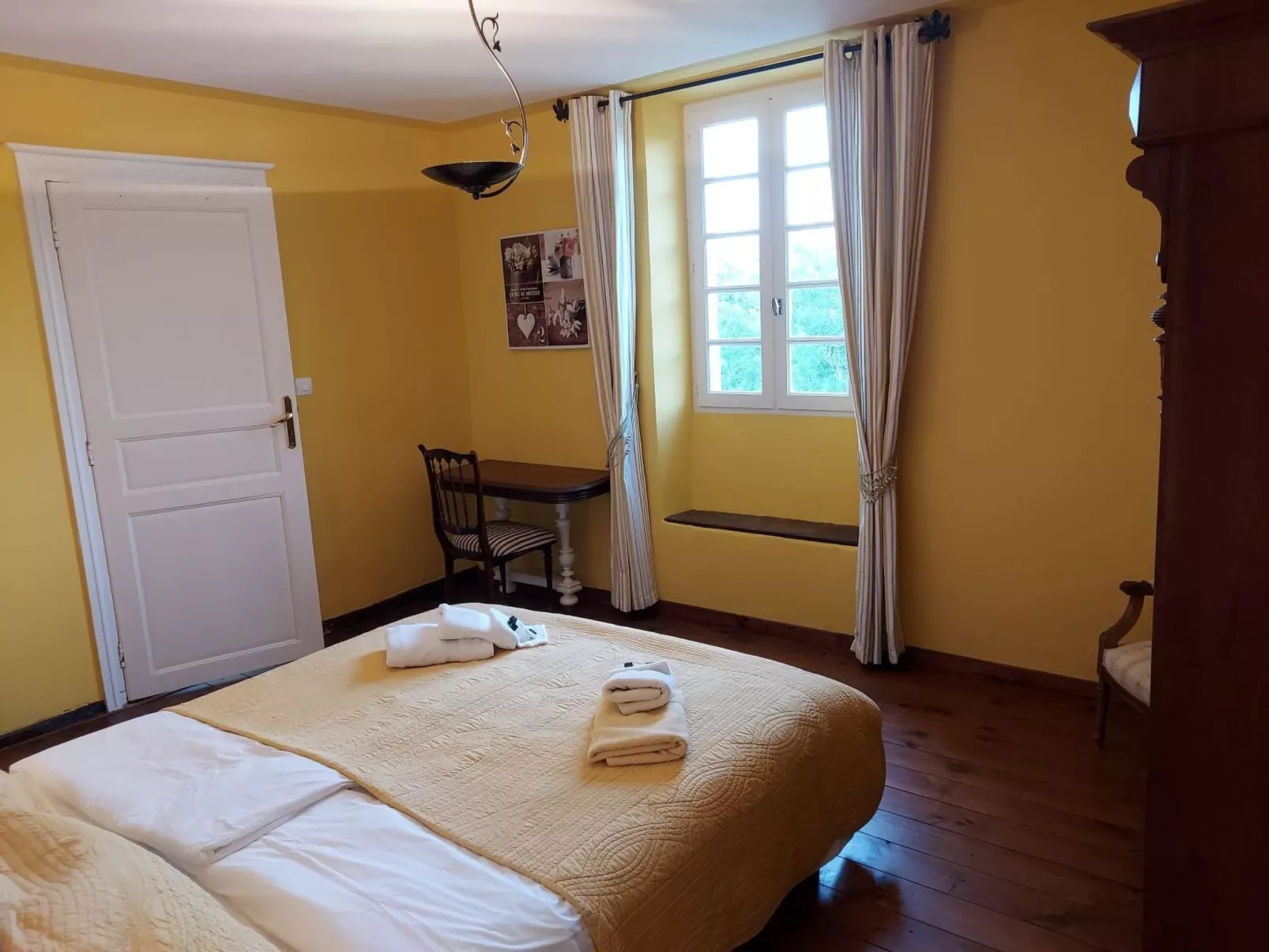 Villa 'Grand Tauzia'-Inside