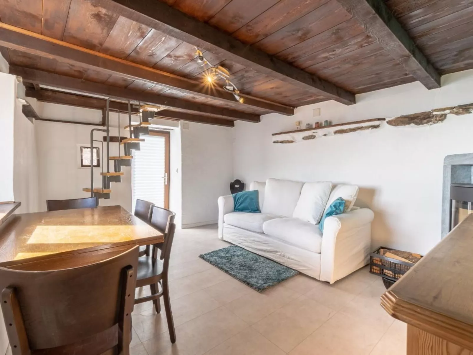 Piccolo amore-Dedans