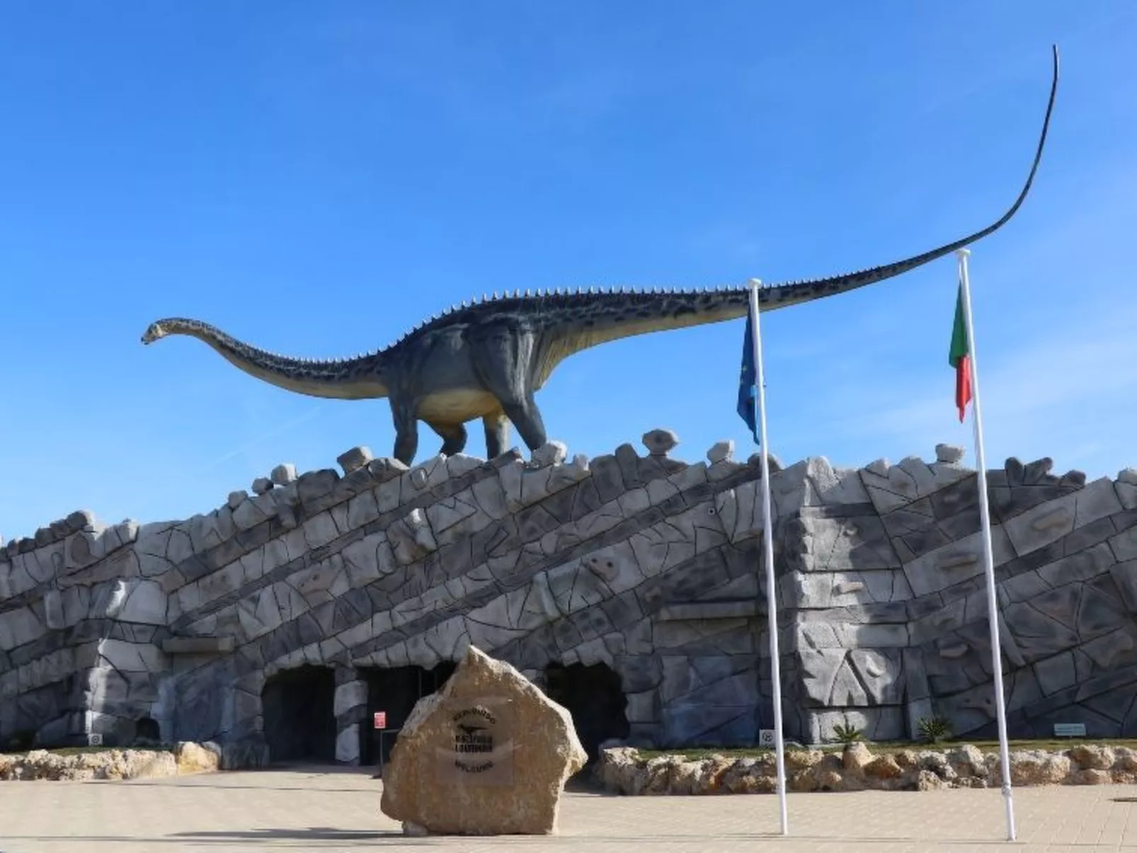 Villa Azinhança do Mar-Image-tags.info