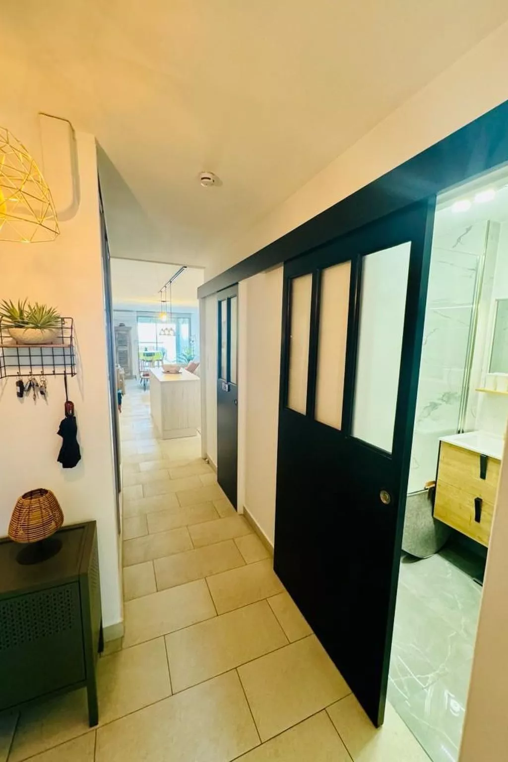 Wunderschöne renovierte Wohnung mit vollem Meerblick