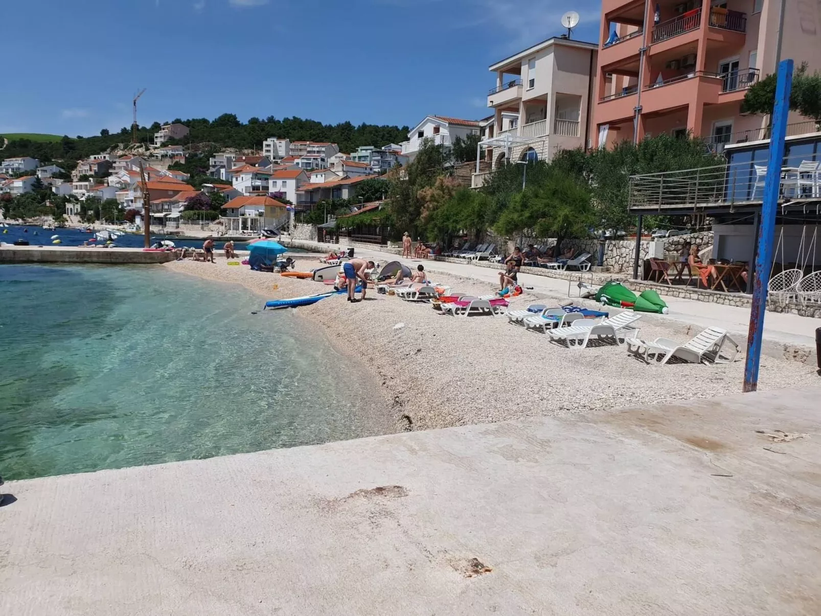 Angenehme Wohnung in Komarna mit privatem Parkplatz