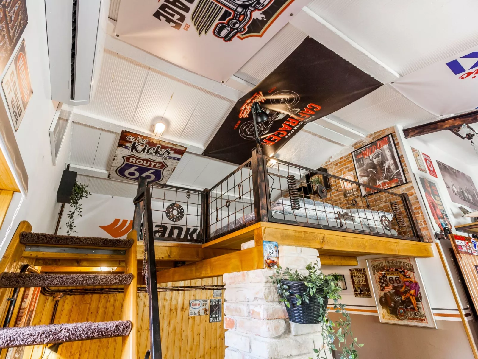 Haus im Industriestil Eni mit privatem Parkplatz