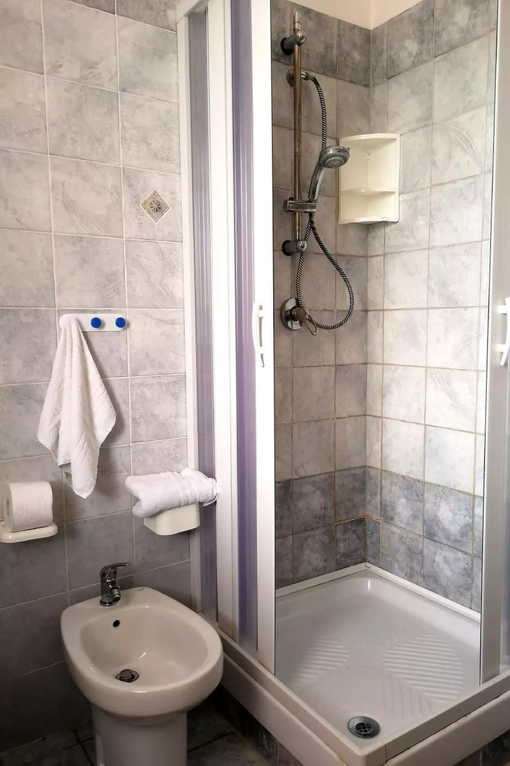 Villa mit Wasserblick-Image-tags.info