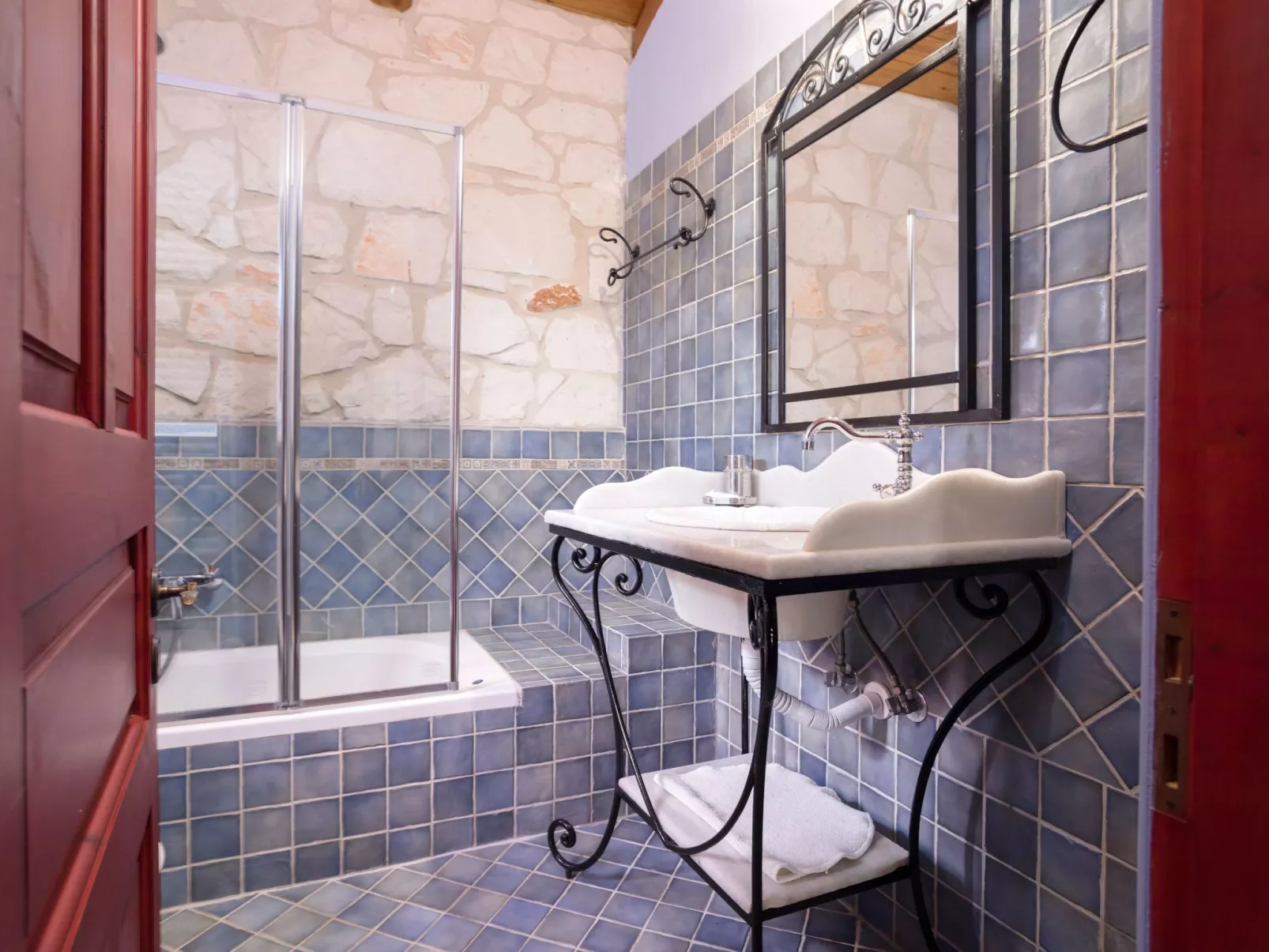 Aresti Mountain Resort Villa Ira mit privatem Pool