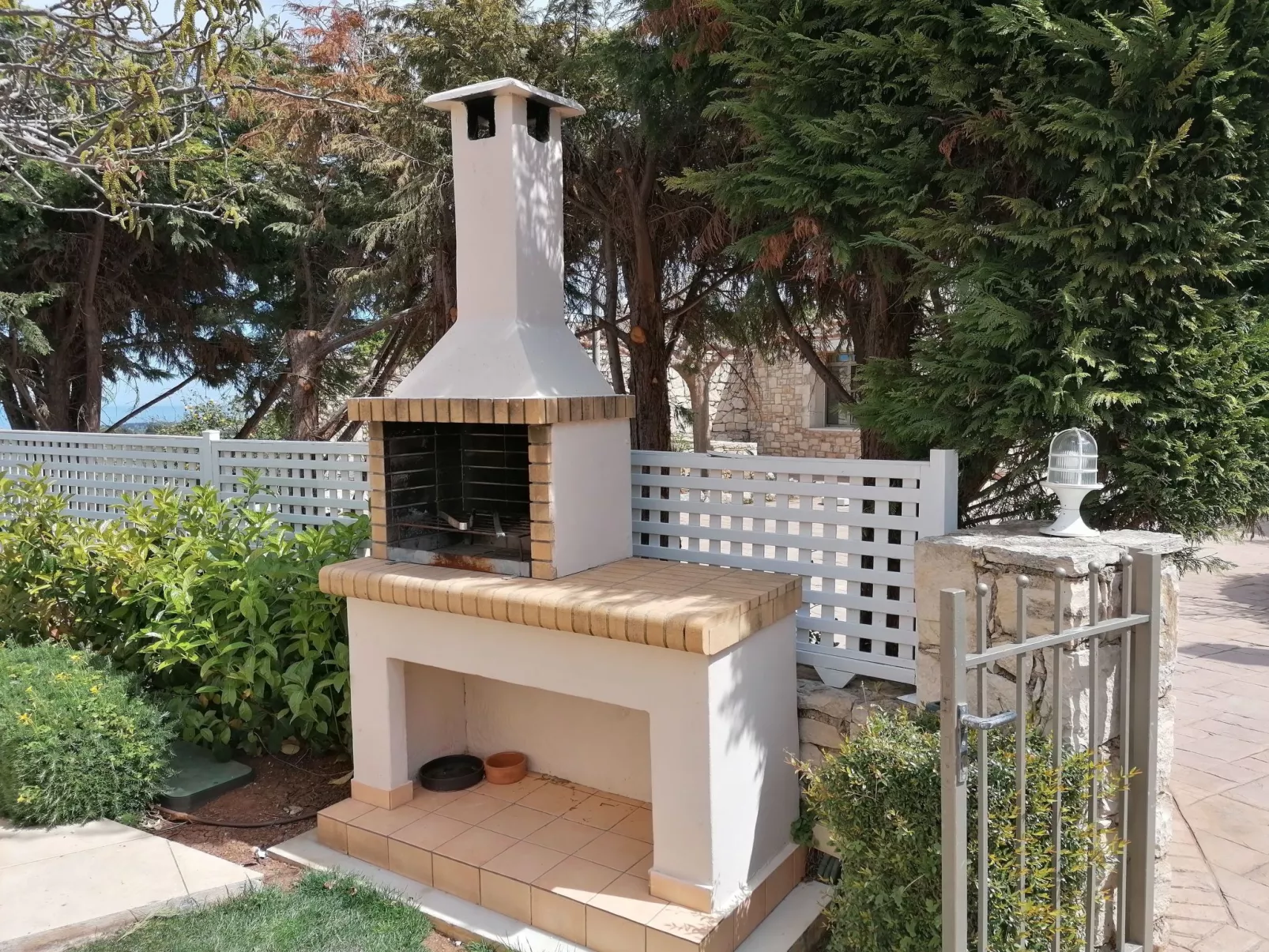 Villa Irini - 3-Schlafzimmer-Villa mit privatem Pool-Outside