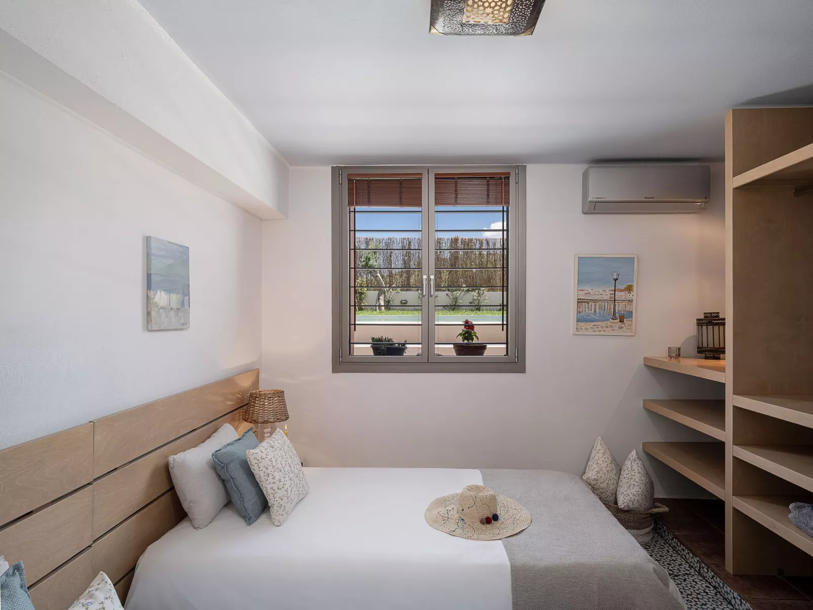 Am Strand mit Pool für eine oder zwei Familien-Dedans