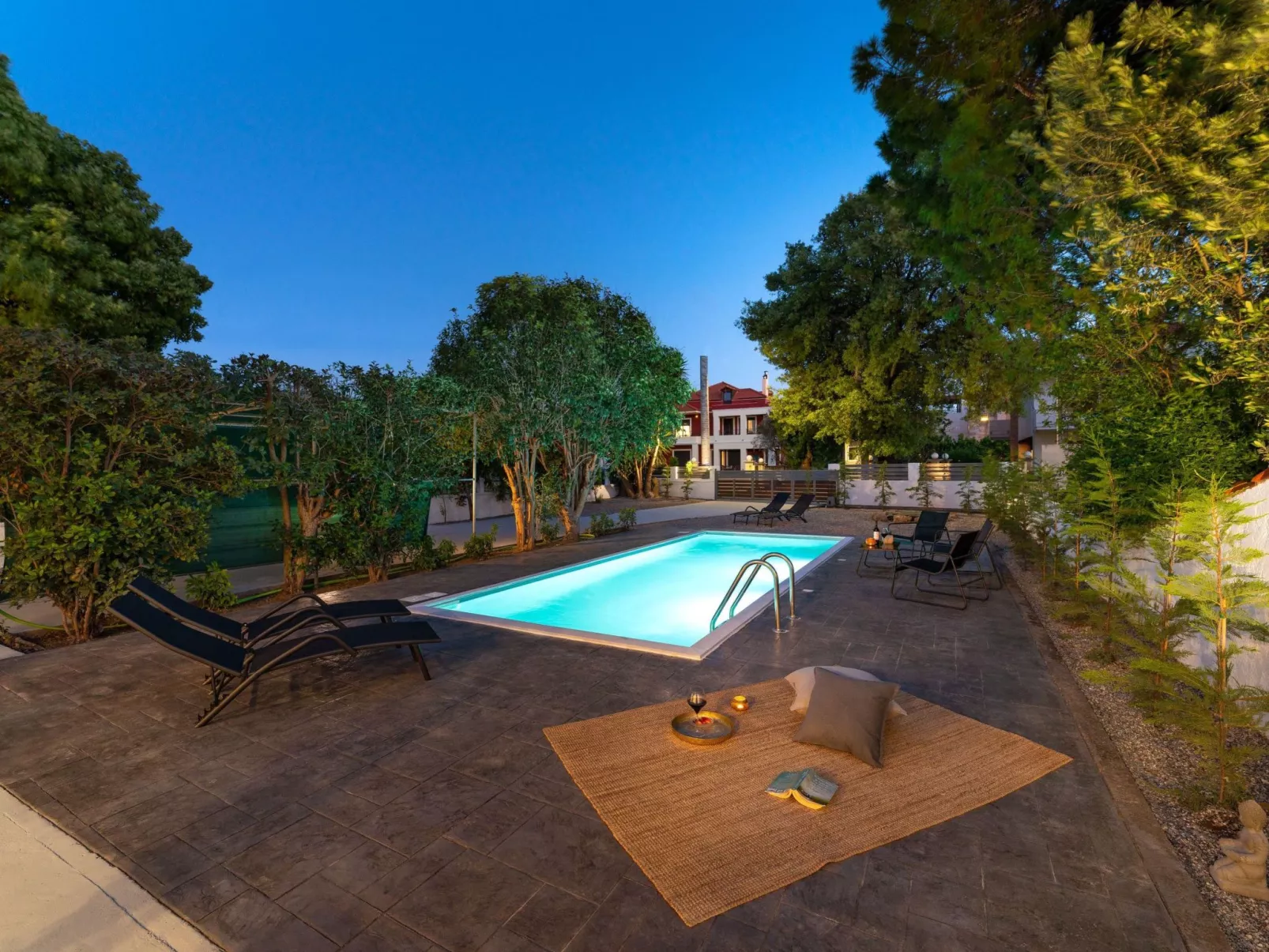 Ixian Bliss Pool Villa-Dehors