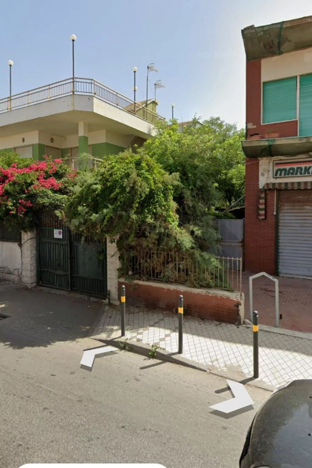 Entspannung am Meer in der Nähe von Neapel-Image-tags.info