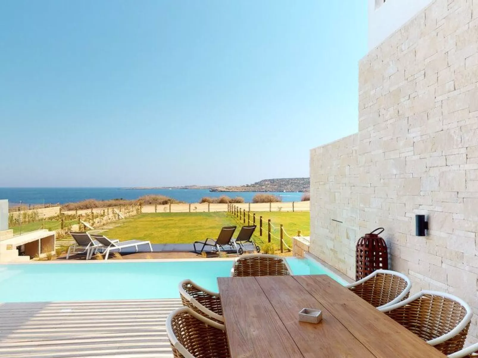 Periyiali Resort Front Line Villa Artemis-11