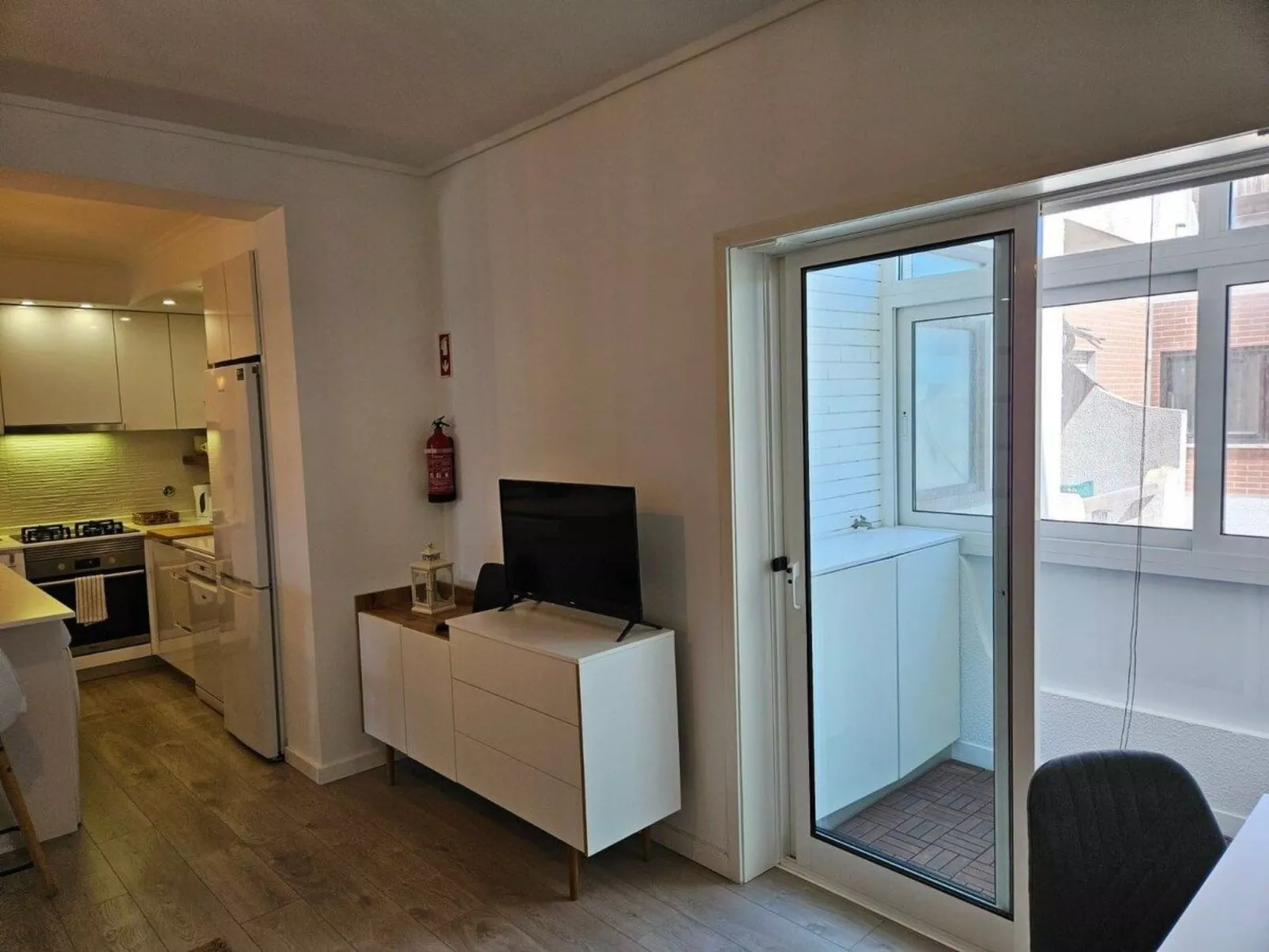 Fluss Meer Sonne am Costa Nova Strand-Drinnen