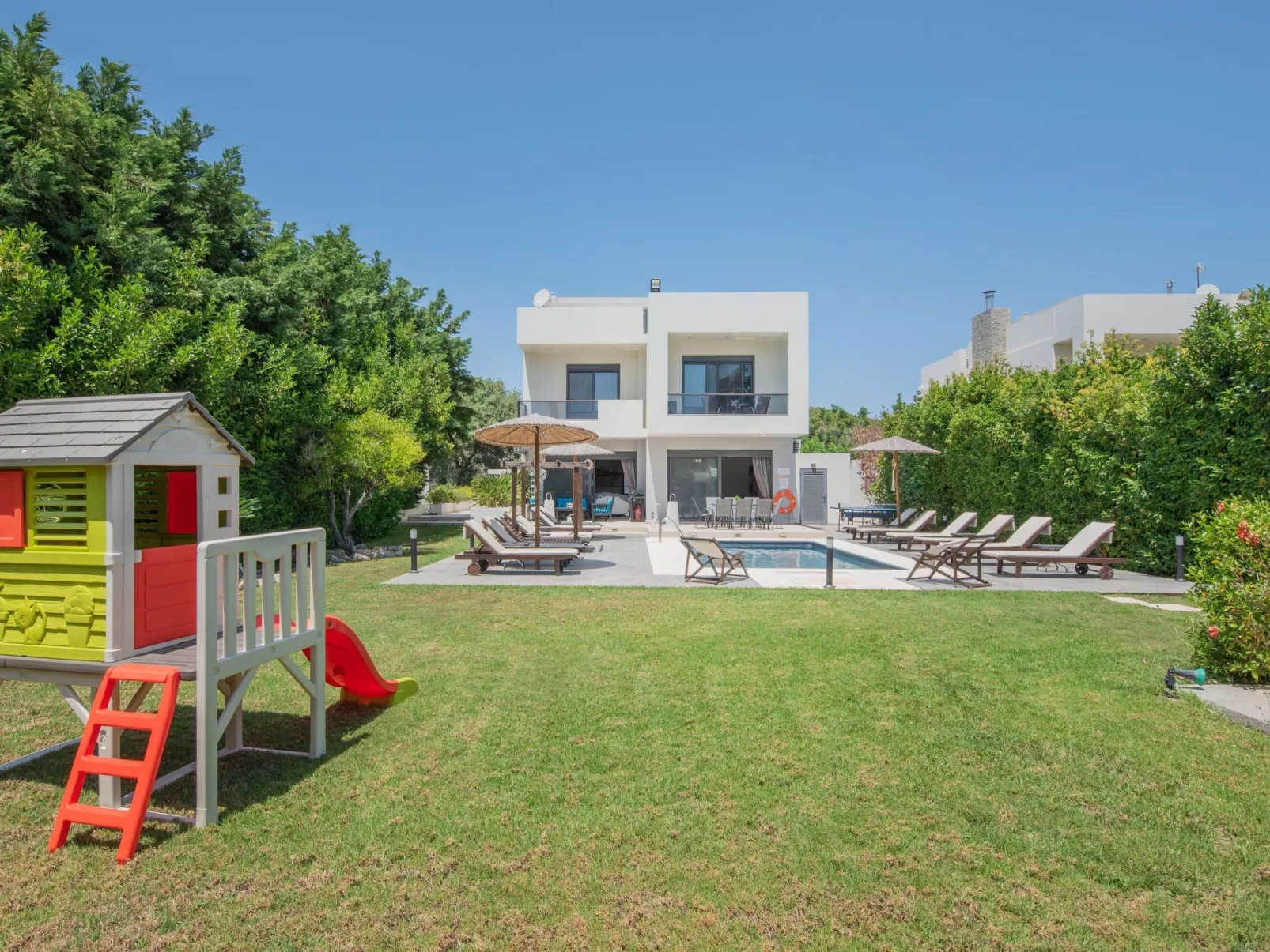 Luxuriöse Ferienvilla Elena-Dehors