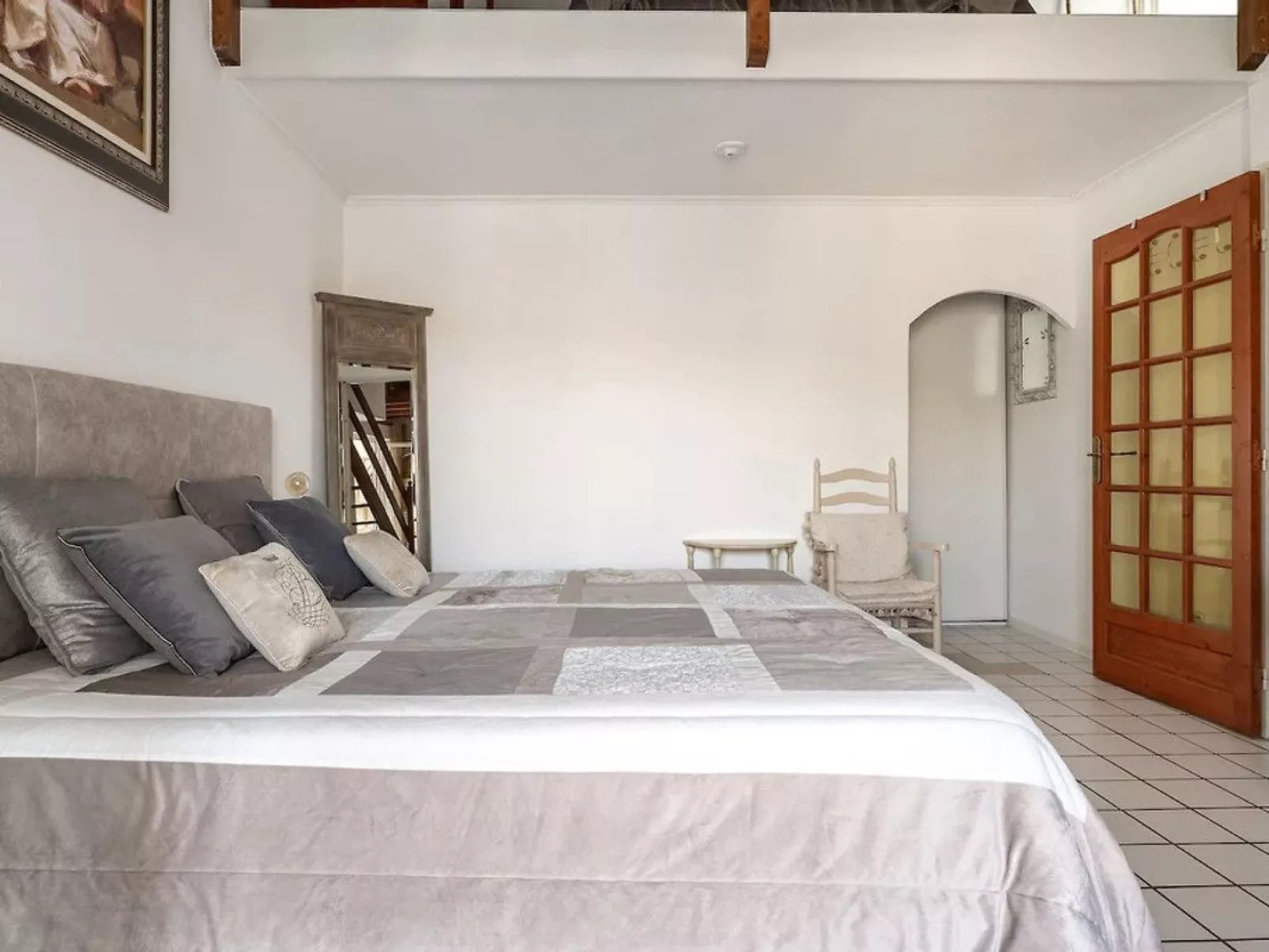 Loft, 300 m vom Meer-Drinnen