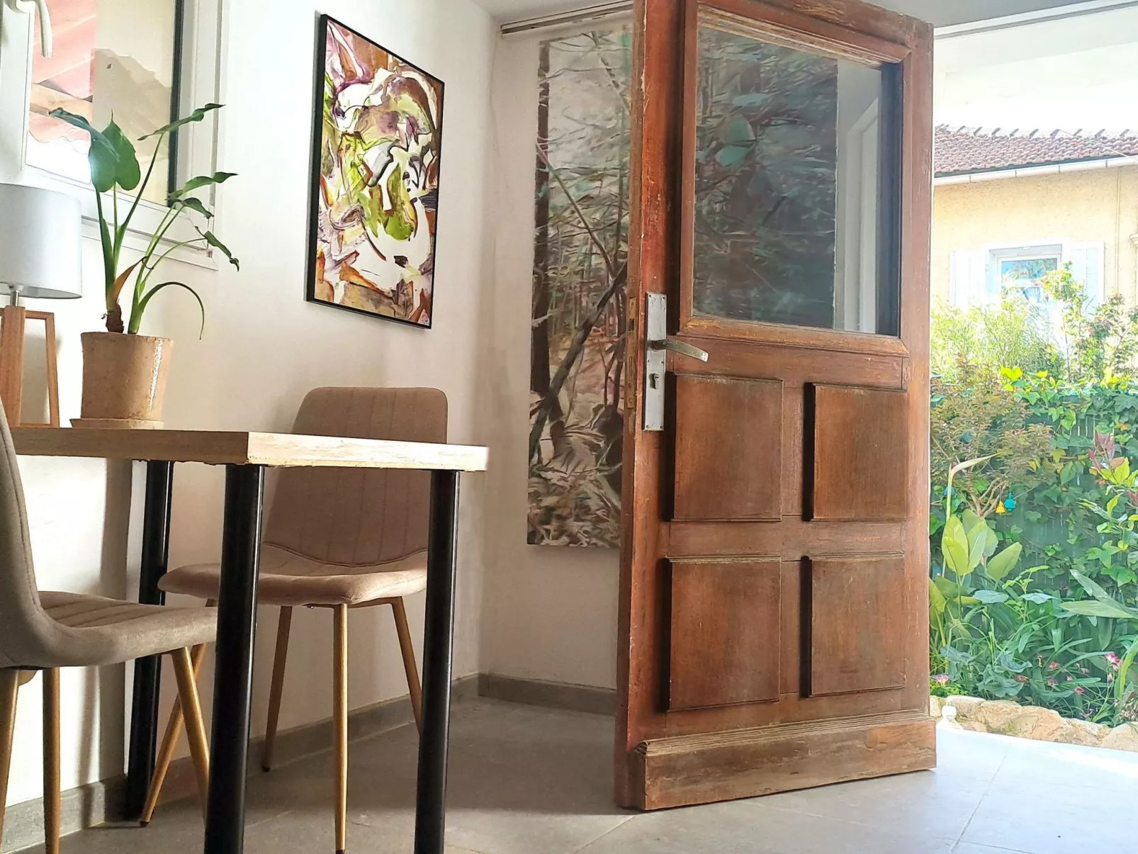 Studio "Villa l'Abeille" mit eigenem Garten