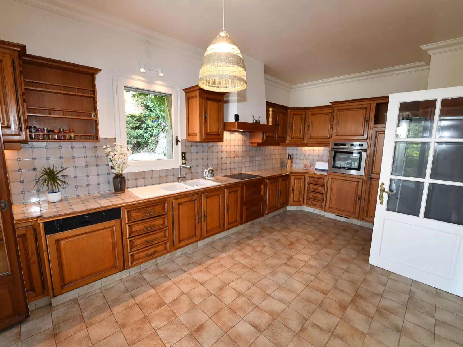 Villa 'Haute Vue', mit toller Aussicht, WiFi und AC