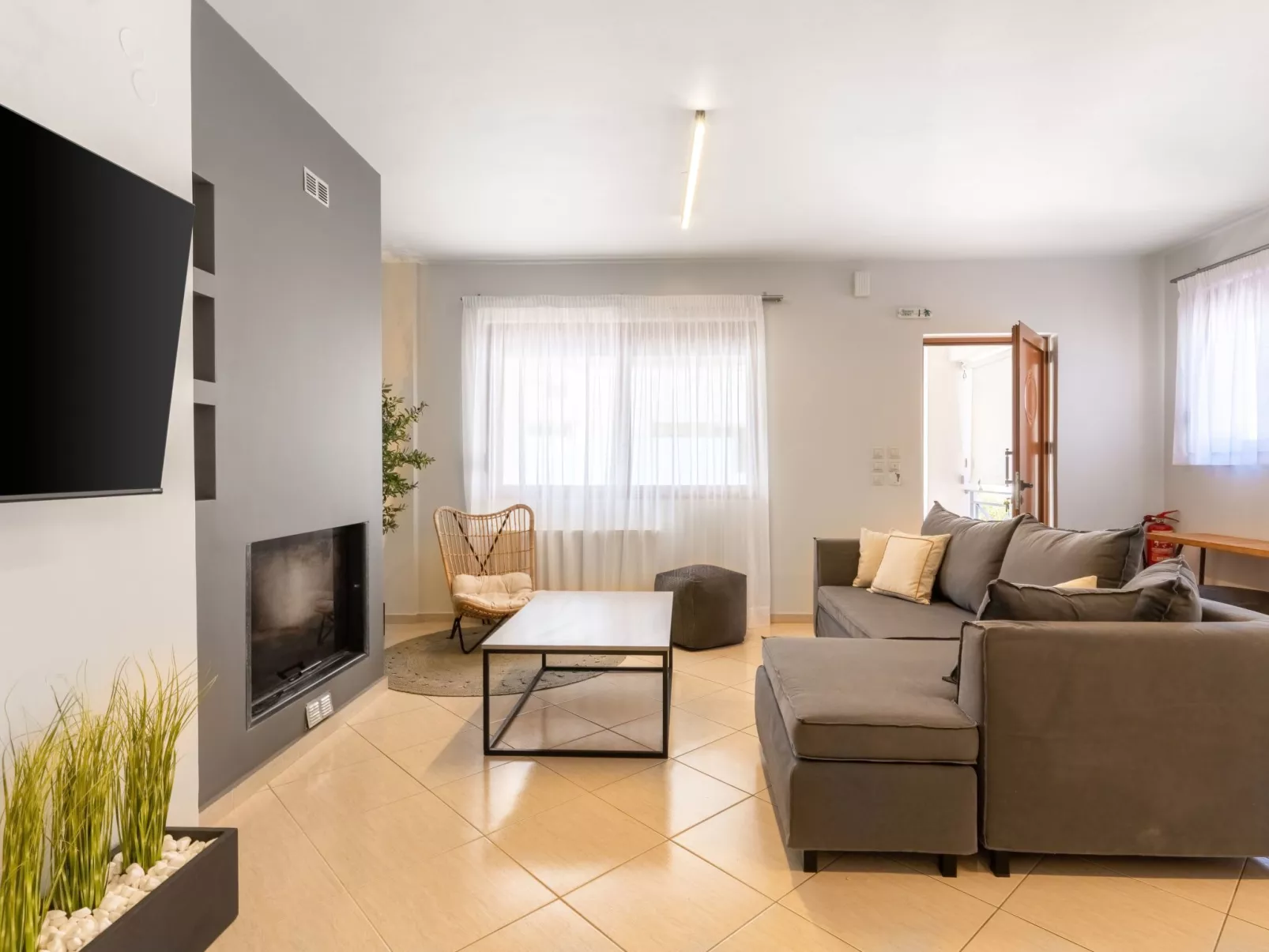 3-Schlafzimmer-Villa mit privatem Pool und Ladegerät für Elektroautos-Inside