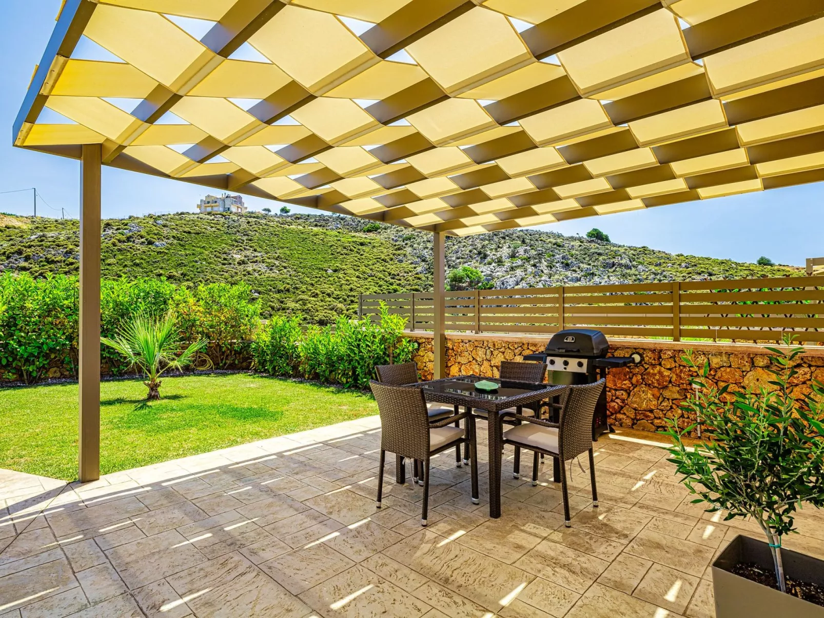 "Villa Nektar" mit privatem Pool-Dehors