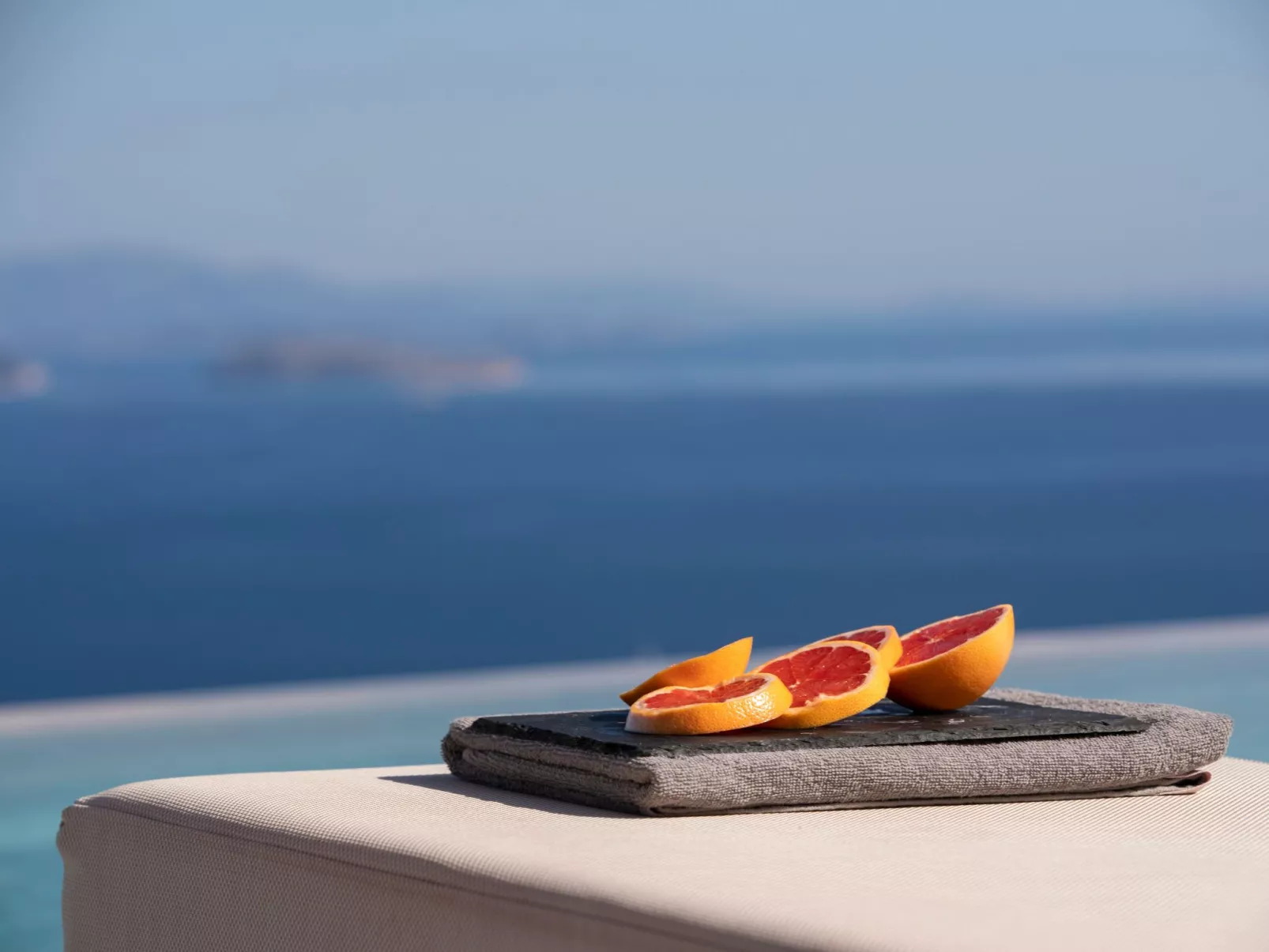 Ferienvilla "Yoni Villa" mit Infinity Pool-Draußen