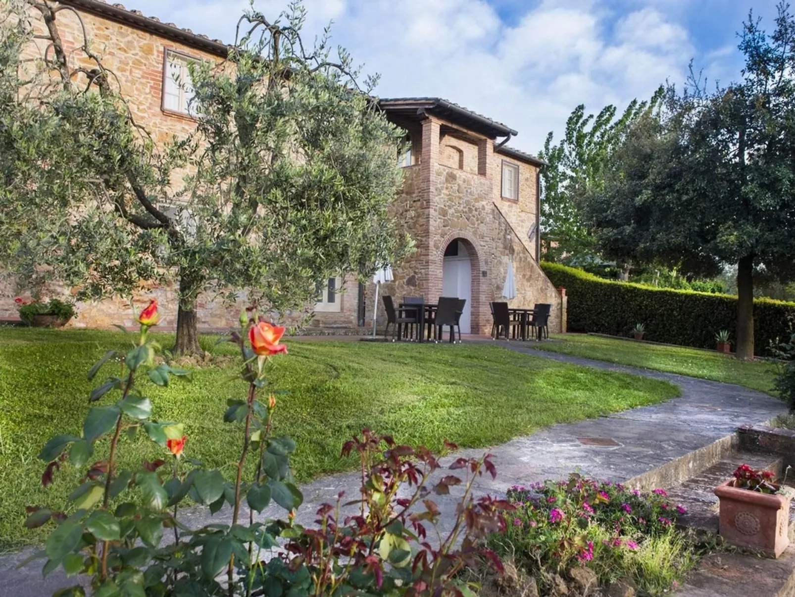 "Collelungo" mit Pool-Dehors