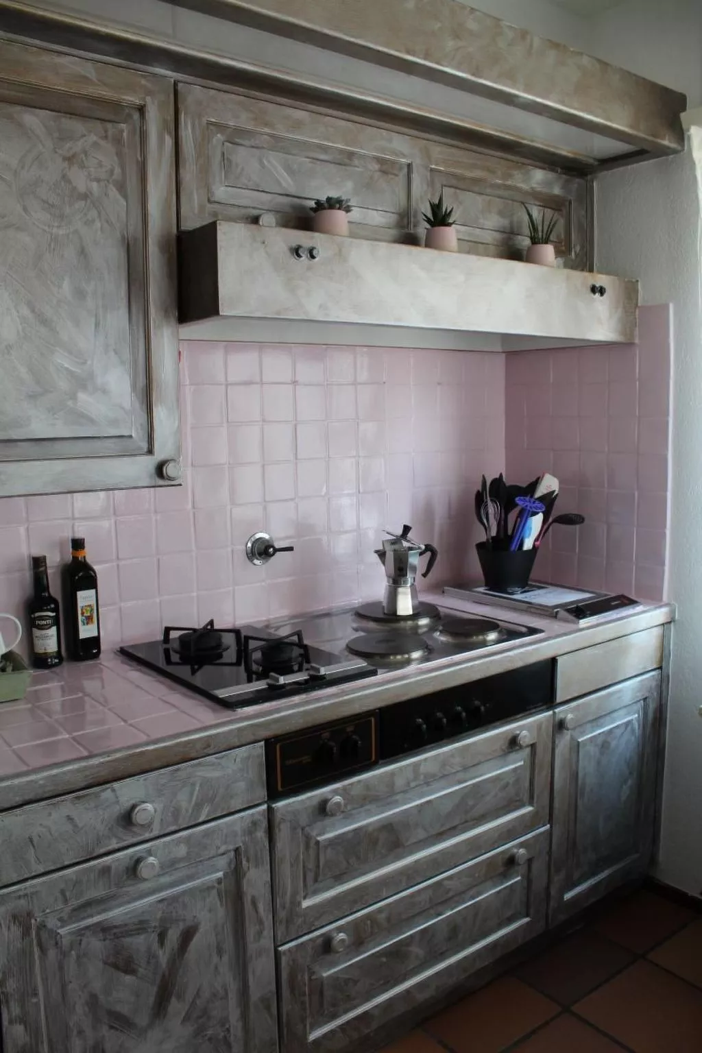 Wohnung mit blühender Terrasse, seenah-Drinnen