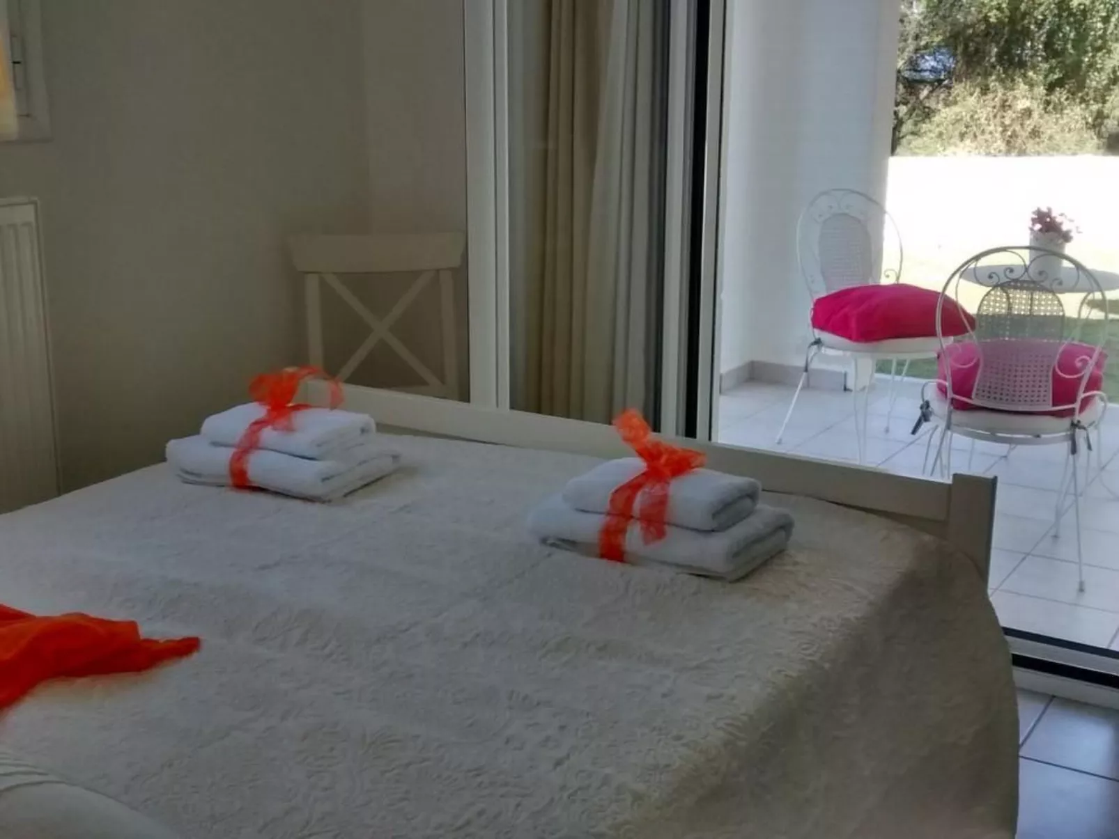 Ferienvilla mit Garten, Grill und Terrasse-Drinnen