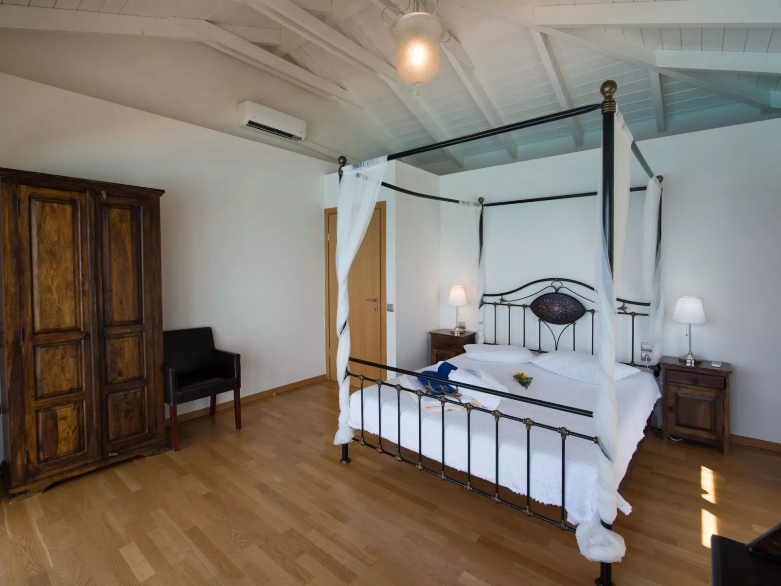 Schönes Haus in Lefkada mit privatem Pool und malerischer Aussicht-Drinnen