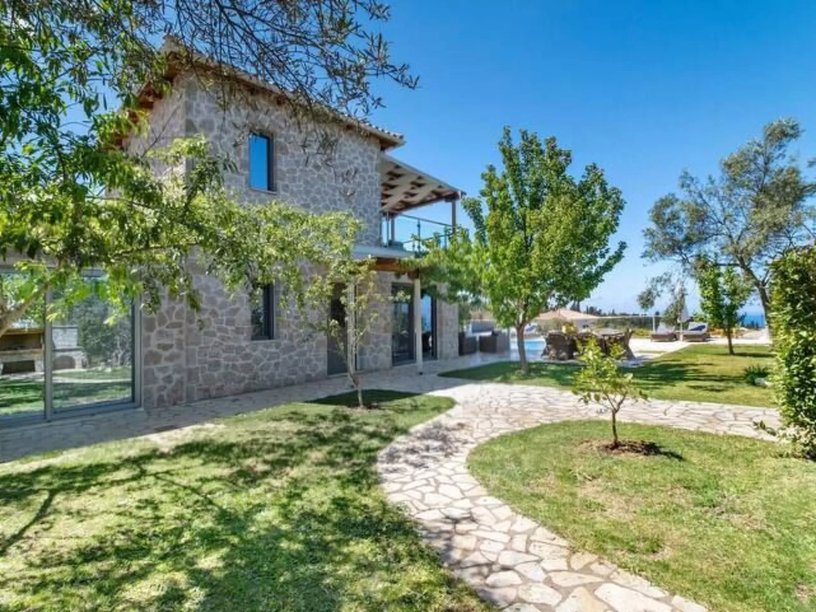 Luxuriöse Steinvilla Emily nahe dem Strand von Mylos