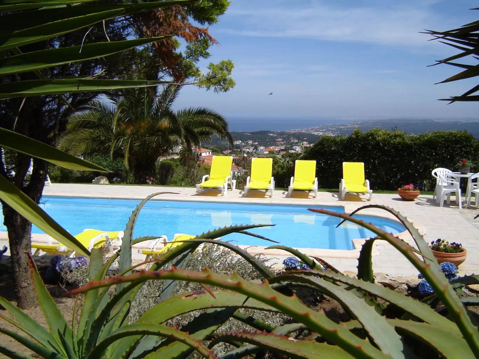 Haus in Colares mit privatem Pool-Image-tags.info